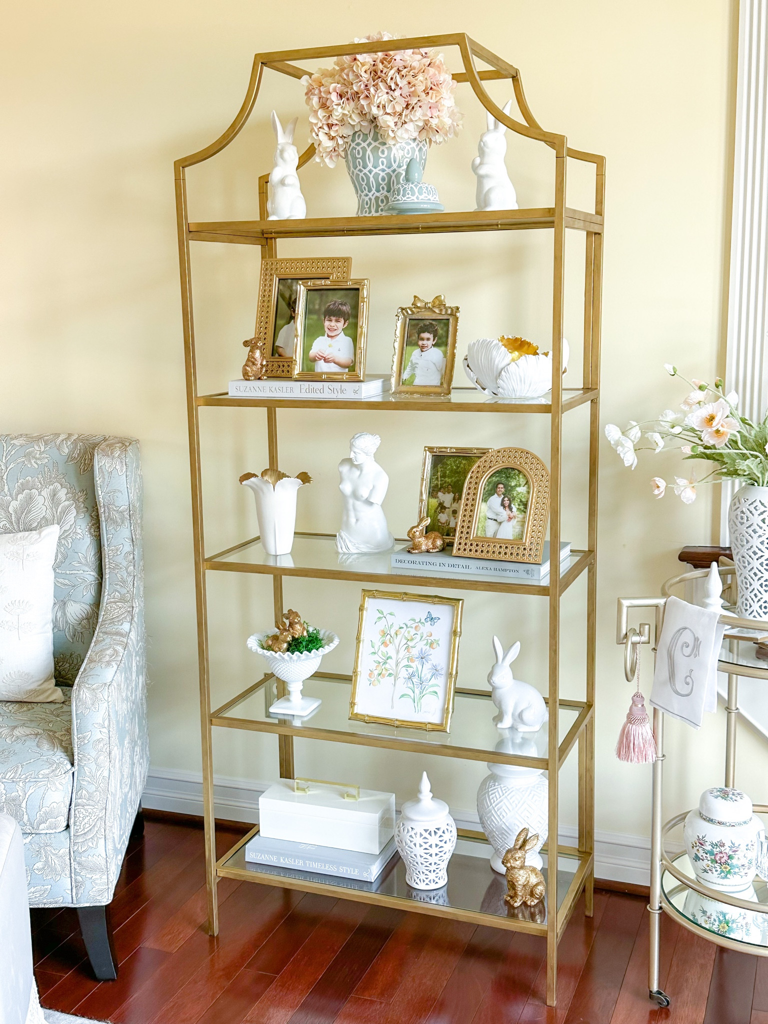 Easter etagere styling 

Formal living room, sitting room, shelf styling, living room decor, white bunnies, gold bunnies, gold bar cart, gold frames

#LTKunder100 #LTKhome #LTKSeasonal