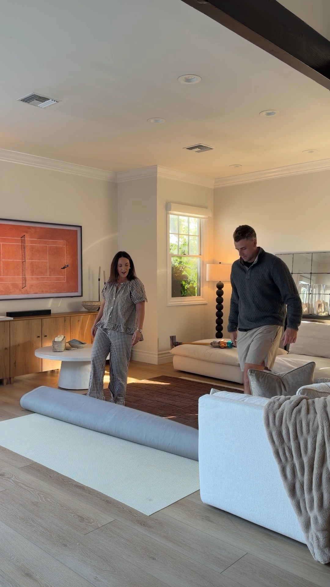 The most gorgeous chocolate brown rug that is actually affordable!! 
This wool rug is stunning, thick, soft and under $400 which for something of this high quality — unheard of. 

I love it and it’s the perfect cozy warm touch to our living room 

Living room rug
Home decor inspo 


#LTKSaleAlert #LTKHoliday #LTKHome