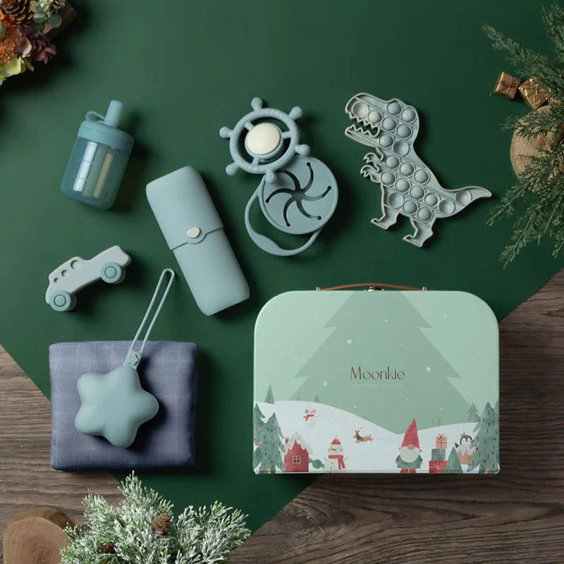 Christmas On-The-Go Gift Set (Ether) | Moonkie