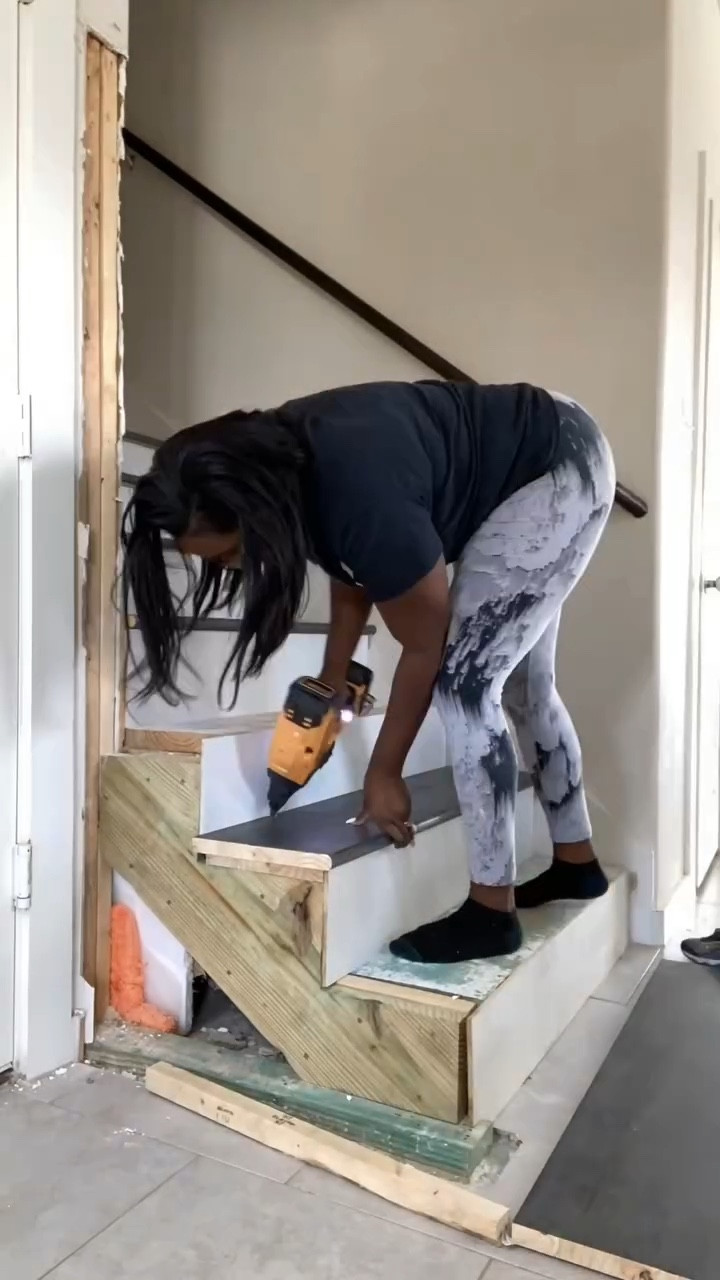 I was tired of the carpet on our stairs and didn't the it wad too expensive to hire someone so...I did it myself 🤷🏾‍♀️
.
#diy #diyhome #BeforeAndAfter #stairs #renovation #diyprojects #home #homeproject #homeimprovement #powertools #momlife #homedepot #lowes #staircase #doityourself #build #womenwhobuild

#LTKHome #LTKmomlife #LTKFindsUnder100