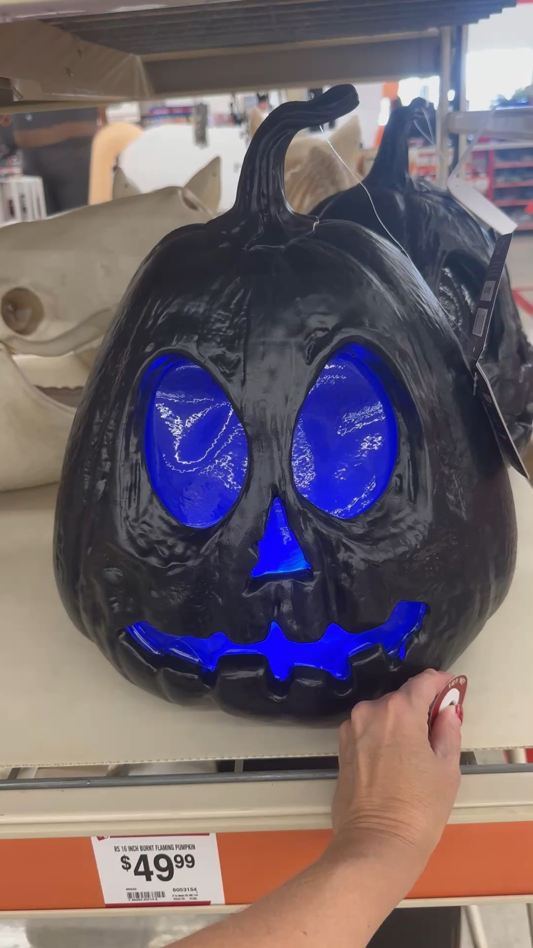 Okay but HOW cute is this giant light-up pumpkin?! 🎃🖤

The black with that blue glow is so fun, and I can already picture him sitting on the front porch for Halloween. Tractor Supply is seriously coming through with the Halloween finds this year!

Linked ⬇️