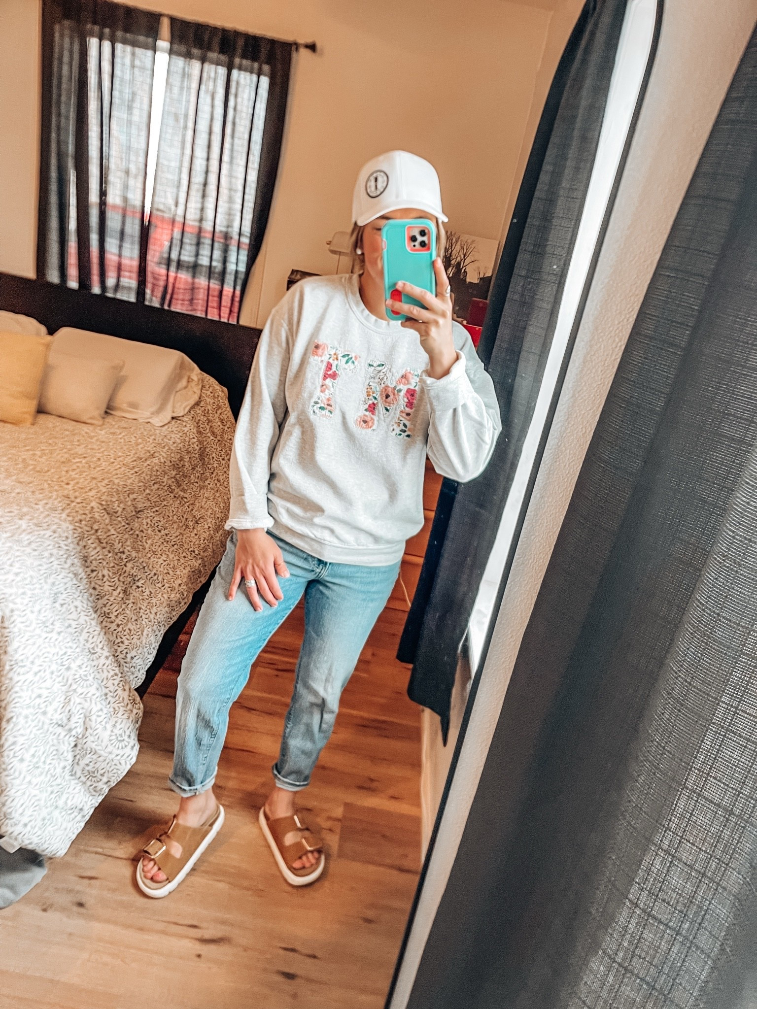 Postpartum outfit 
Outfit for postpartum 
Errands outfit 
Casual outfit 
Ball cap outfit
Baseball outfit
Crewneck sweatshirt 
Personalized sweatshirt

#LTKootd #LTKmomlife