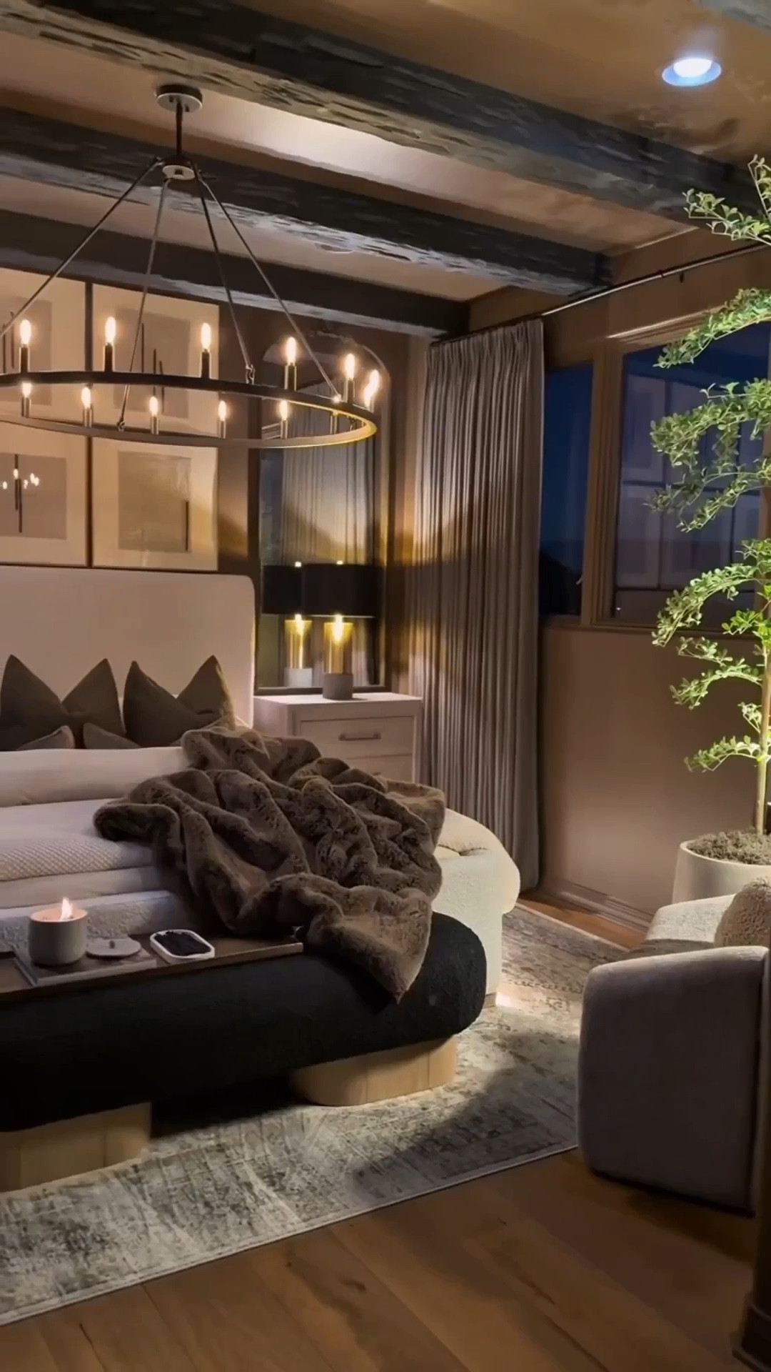 You don’t need a big budget to get that restoration hardware–inspired bedroom look. This entire neutral, modern classic makeover is filled with affordable amazon home finds (minus the nightstands!) that create a high‑end, timeless space without the designer price tag. Cozy, elevated, and budget‑friendly. 🤎


#amazonhome #bedroommakeover #restorationhardwareinspired #amazonfinds #homedecor #amazonhomefinds #affordableluxury #bedroomgoals #neutraldecor #modernclassic #amazonmusthaves #summerthompsonstyles


#LTKHome #LTKvlog #LTKdayinmylife