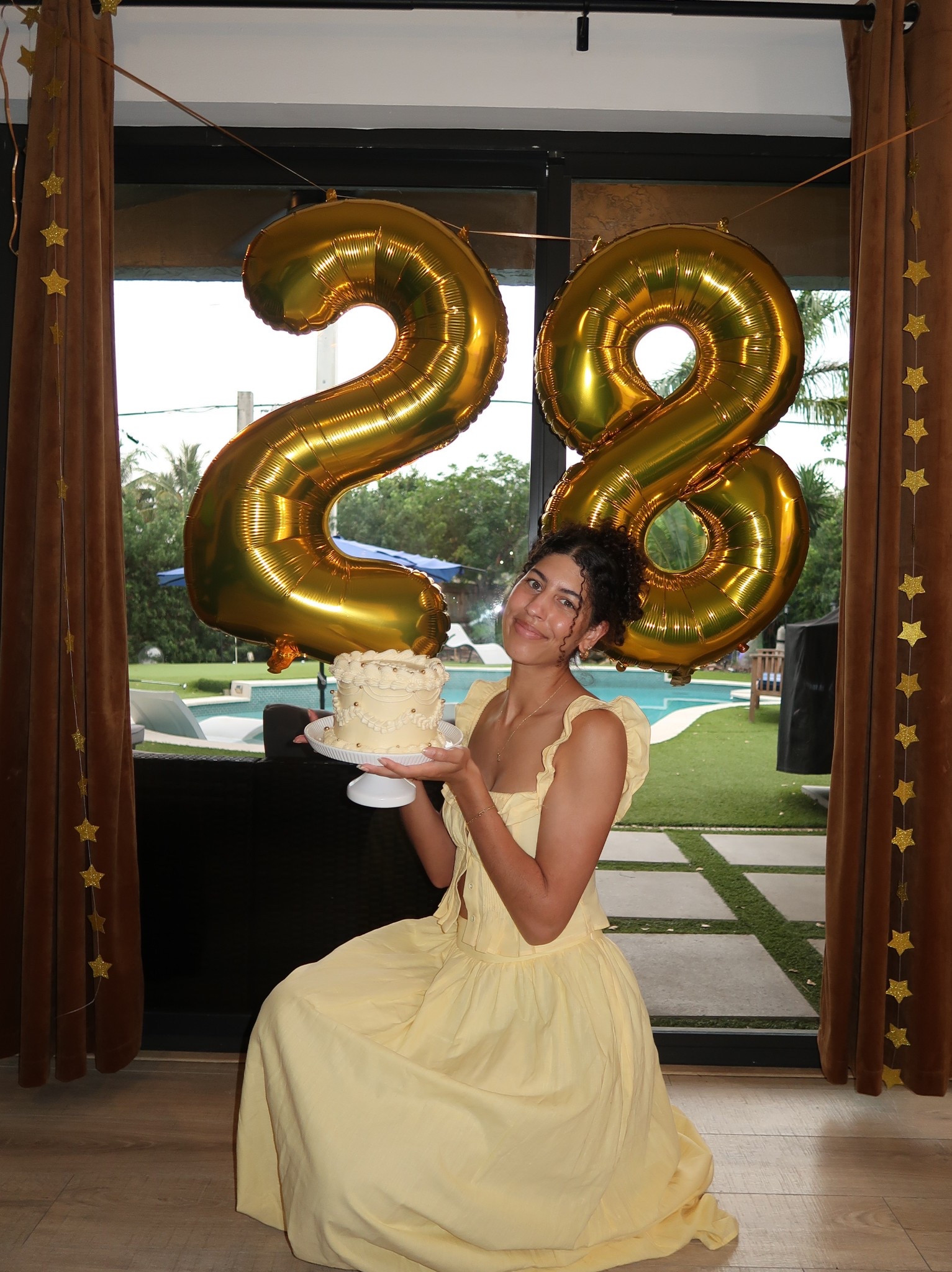 golden girl 🧈💫✨

Butter yellow matching set - princess Polly 