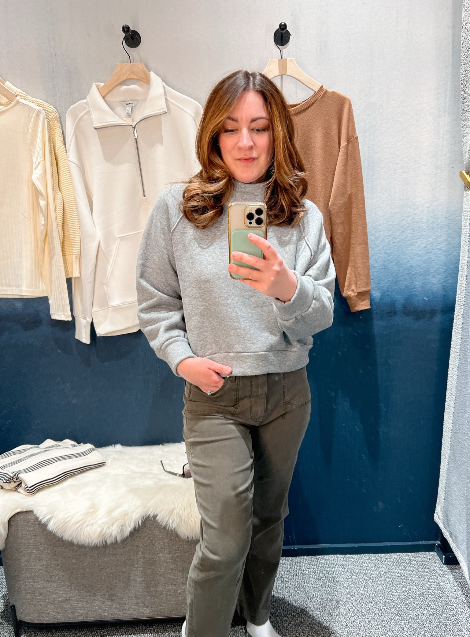 I knew I had to buy this pullover the minute I put it on. It looks so much better on than it did on the hanger. I love the look of the turtleneck collar without feeling like it’s strangling me 💁‍♀️ #evereve #everevetryon #everevesweater #tryon #sweater #turtleneck

#LTKStyleTip