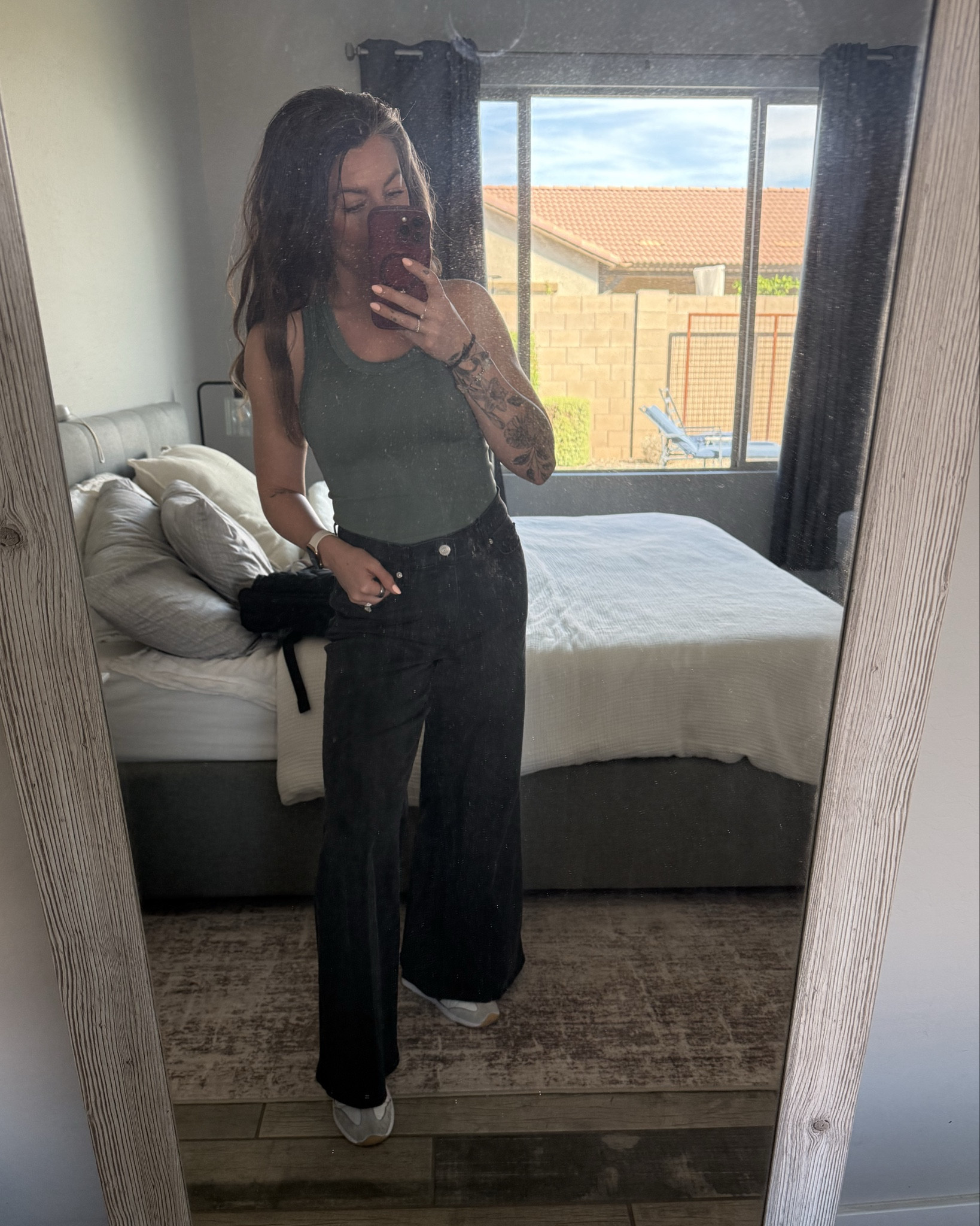 I’ve got a case of the Mondays, but that doesn’t mean my outfit has to! Loving these  crop palazzo jeans from Frame. Wearing a size 28, probably could have gone down to a 27  

#LTKootd #LTKSeasonal