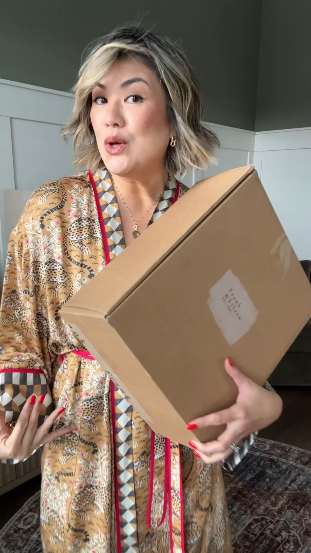 Sharing a few @frankandeileen pieces I reached for all the time.

The Oona button-up has the most flattering continuous sleeve and the perfect bum-covering shirttail. The Rory shirtdress is that long, lean silhouette that feels breezy, but polished, and the James hooded maxi? Basically the comfort-but-chic dress version of your favorite hoodie. And Audrey the funnel-neck capelet (sleeveless, airy, so polished). Also easy to wear and timeless.

#frankandeileenpartner
#wearloverepeat


#LTKMidsize #LTKOver40 #LTKootd