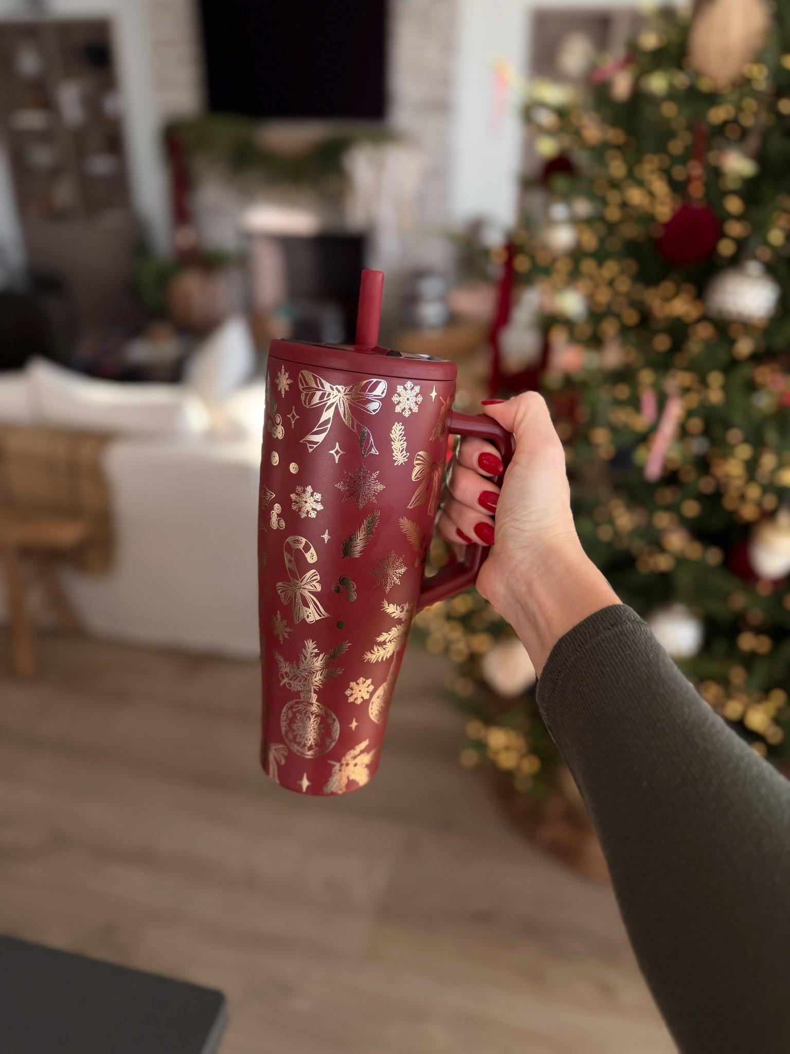 The prettiest Brumate 😍 I didn’t know there was a holiday collection but I immediately added to cart when I saw this one. So pretty for Christmas!

#LTKGiftGuide #LTKFindsUnder50 #LTKHoliday