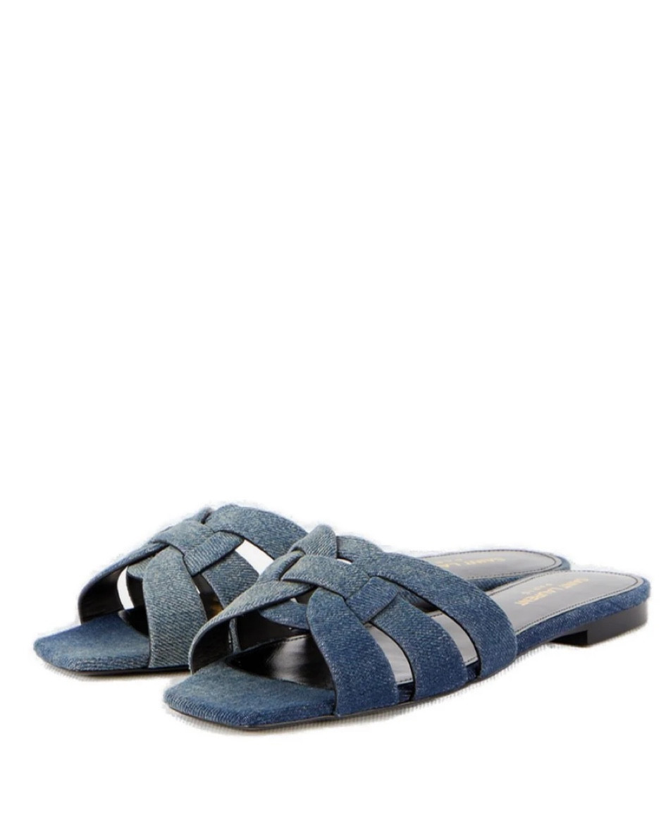 $385 

#LTKSeasonal #LTKshoecrush #LTKSpringSale