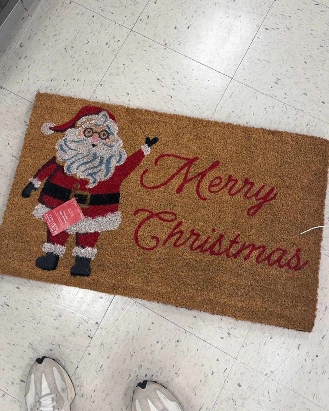 Christmas decor, Christmas doormat 

#LTKFindsUnder50 #LTKHoliday #LTKSeasonal