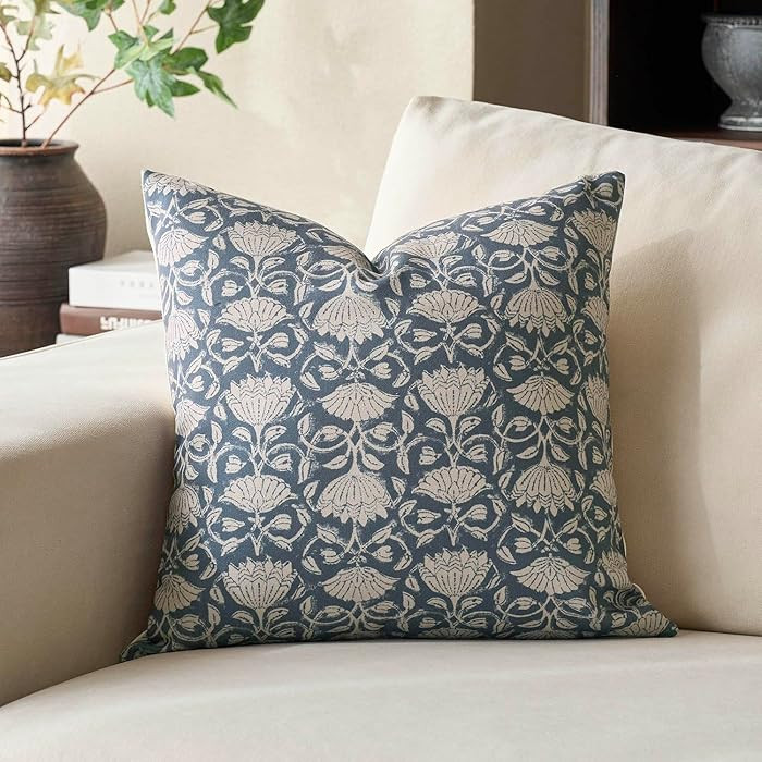 DOMVITUS Floral Pillow Covers 18x18 Decorative Throw Pillow Covers Floral Block Print Farmhouse V... | Amazon (US)