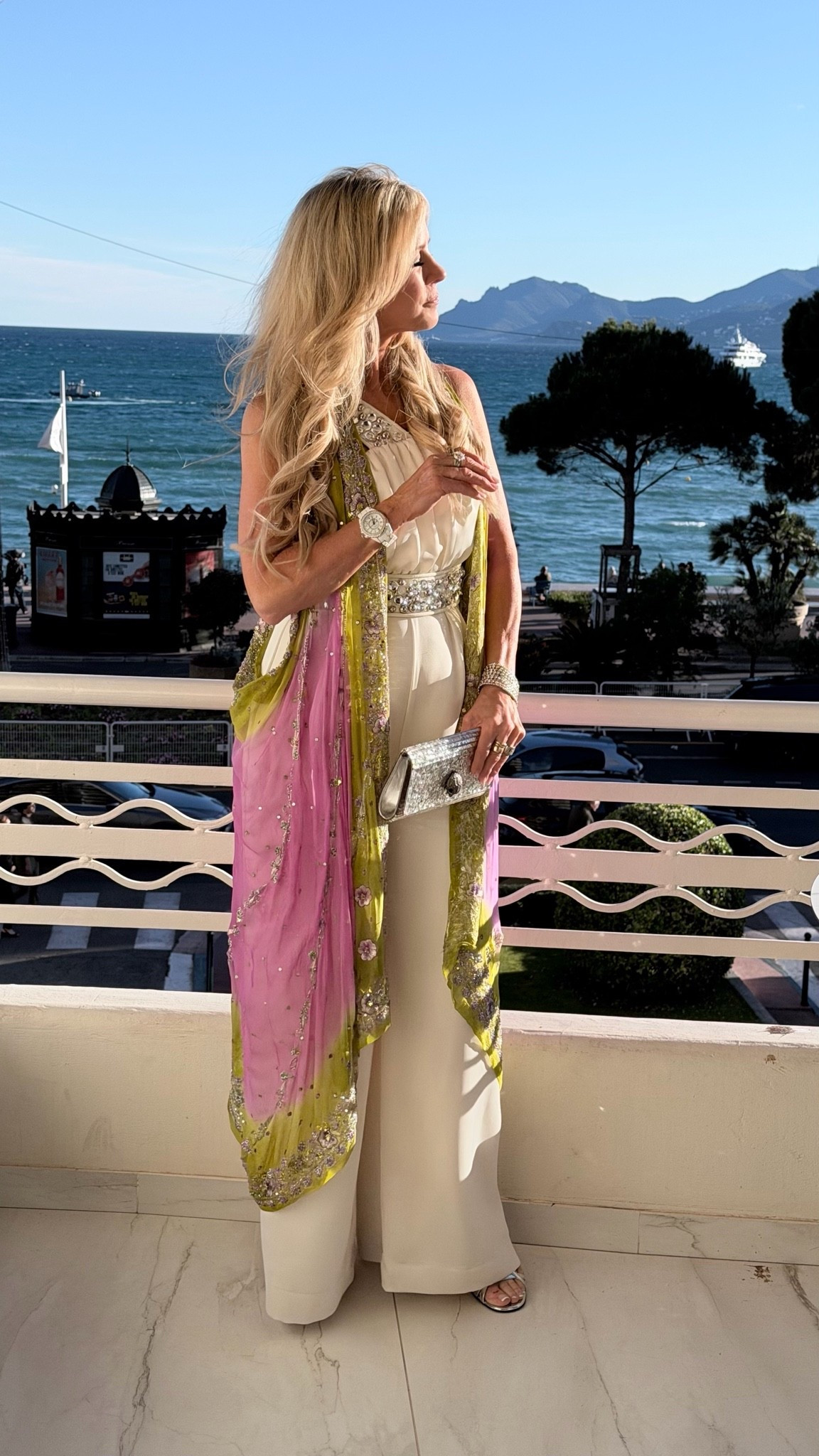 Cannes glamour!
Ivory, sparkle, and a colorful wrap for an unforgettable evening on the French Riviera. 💕 Linking similar.

#LTKdayinmylife #LTKTravel #LTKOver40