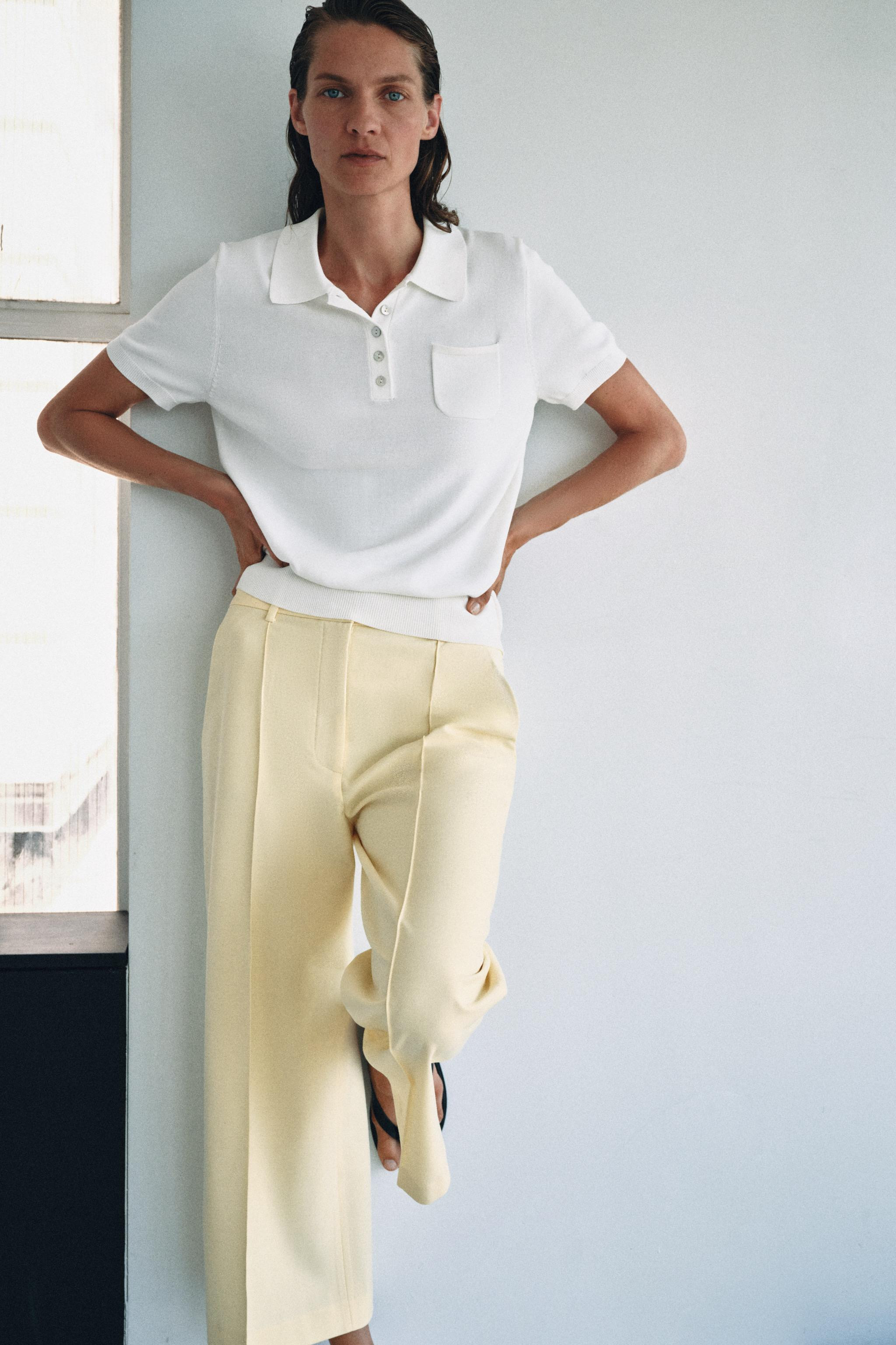 ZARA WOMAN COLLECTIONMid-rise pants with belt loops at the waist. Side pockets hidden in the seam... | Zara US