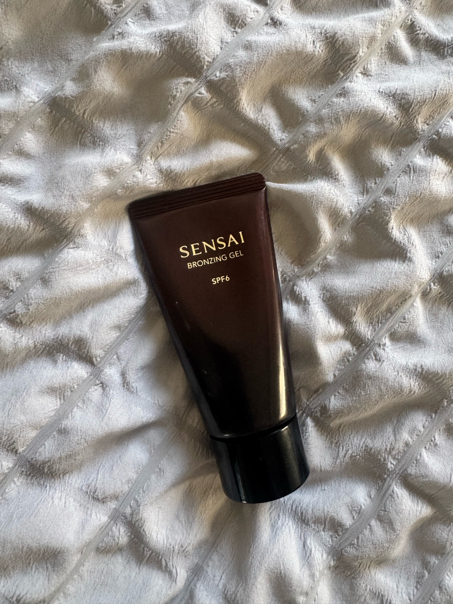 Loving this instead of foundation or fake tan on the face gives a natural colour with a lil coverage and skin like finish with SPF 6 protection 

#LTKluxury #LTKgiftguide #LTKbeauty