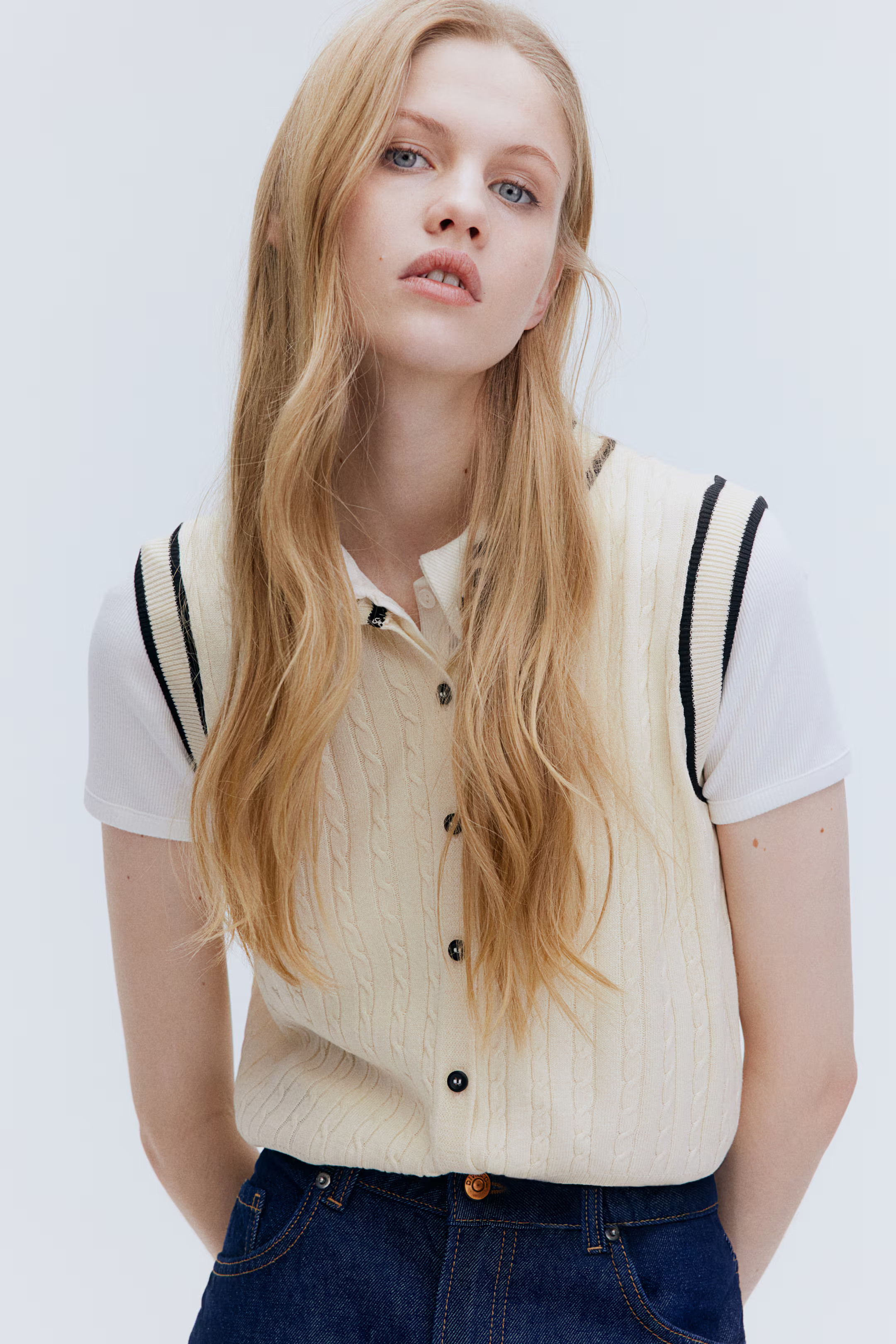 Cable-Knit Button-Front Sweater Vest - Cream - Ladies | H&M US | H&M (US + CA)