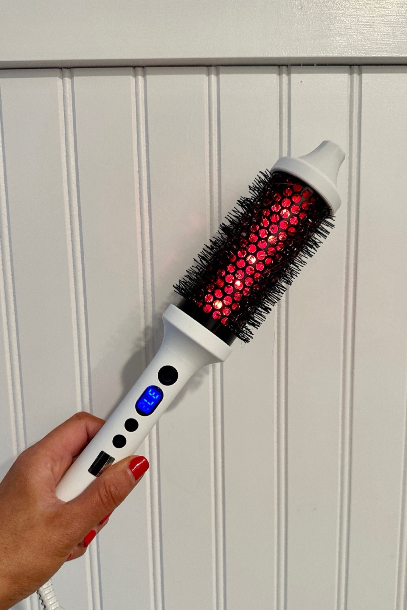 Bondi boost curler. Gives a blow out look on third day out hair! 🙌🏼

#LTKFindsUnder100 #LTKBeauty #LTKStyleTip