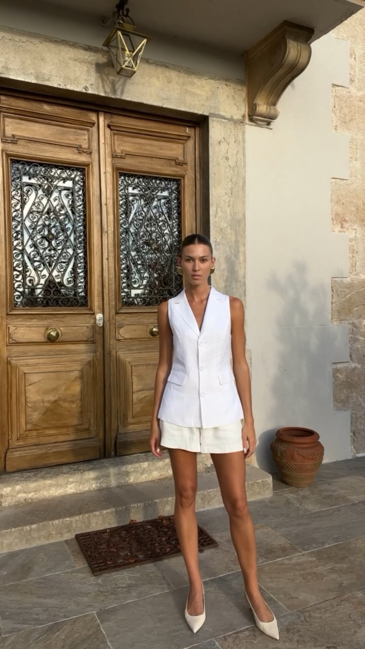 A little shorts suit goes a long way , all the way to fall to be precise 🤍

#LTKSeasonal #LTKeurope #LTKstyletip