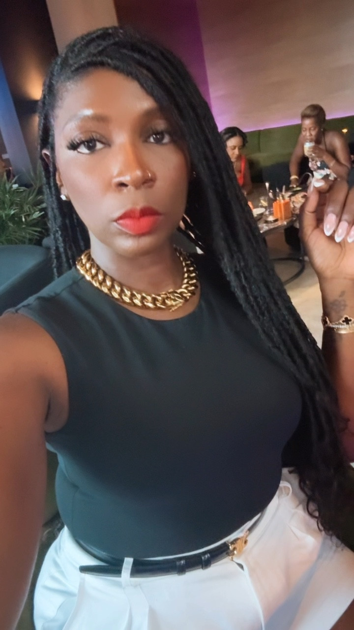 Love a cute linen short and a simple tank. 

#LTKFindsUnder50 #LTKStyleTip #LTKActive