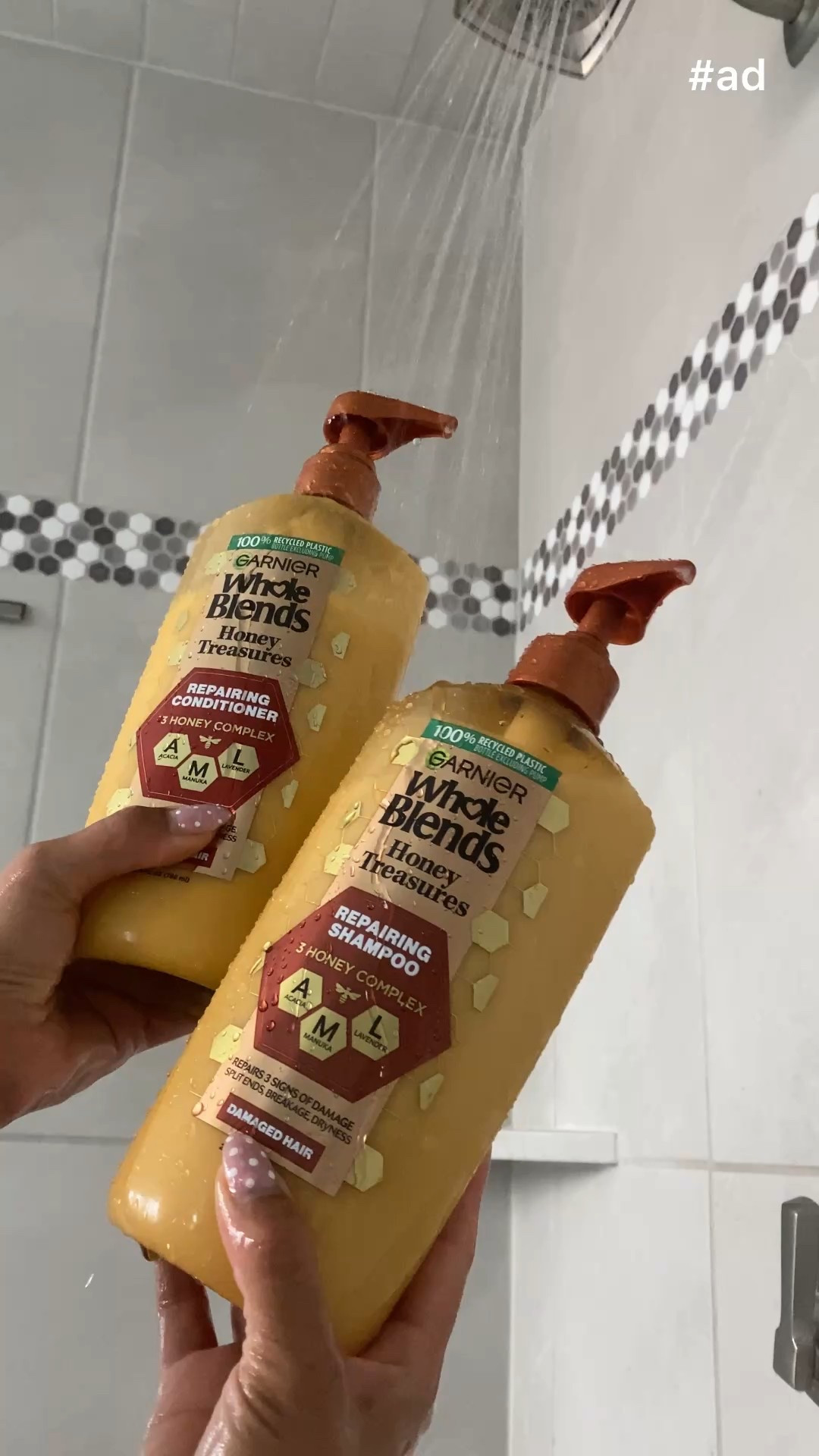 #ad Stronger, healthier, softer hair and without the luxury price tag! Whole Blends Honey Treasures is my little every (other) day indulgence, and my hair is loving every drop! Have you tried it yet? It's luxury in a bottle but affordable so that you won't get mad at your husband for using it too! 

@target @garnierusa #TargetPartner #Target #garnierpartner #garnierwholeblends #targetstyle