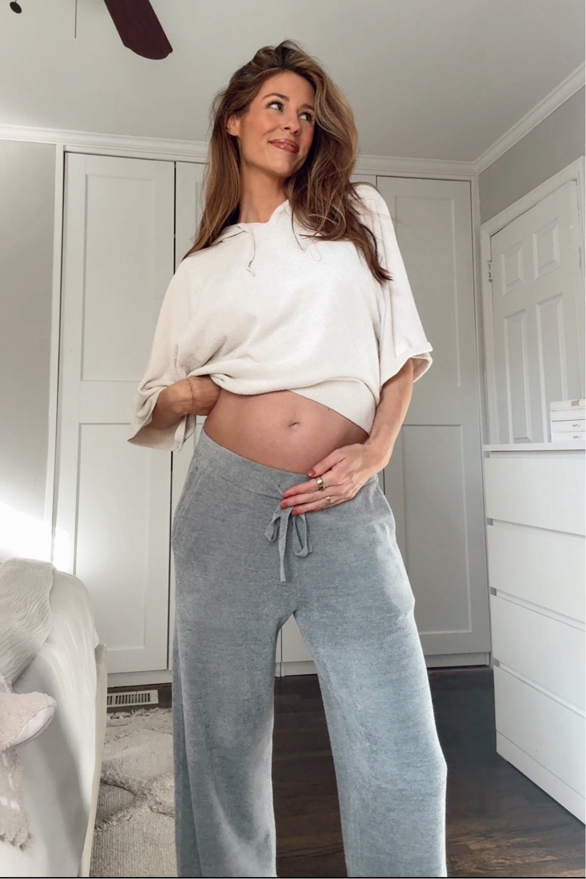 Living in this barefoot dreams cozy set while pregnant this winter ❄️

#LTKBump #LTKBaby