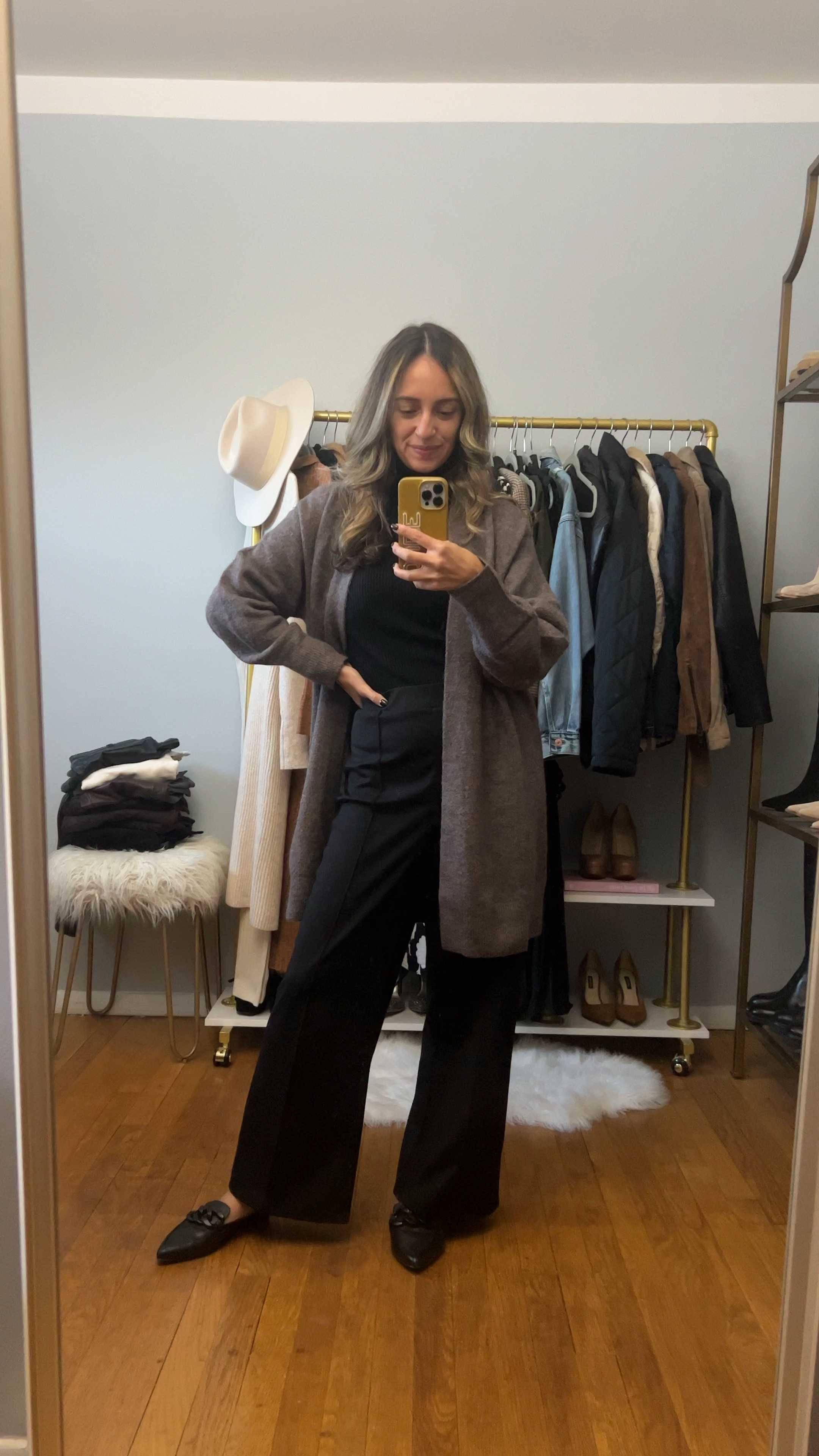 FALL WFH OOTD 

H&M cardigan $19! 

#LTKstyletip #LTKworkwear #LTKVideo