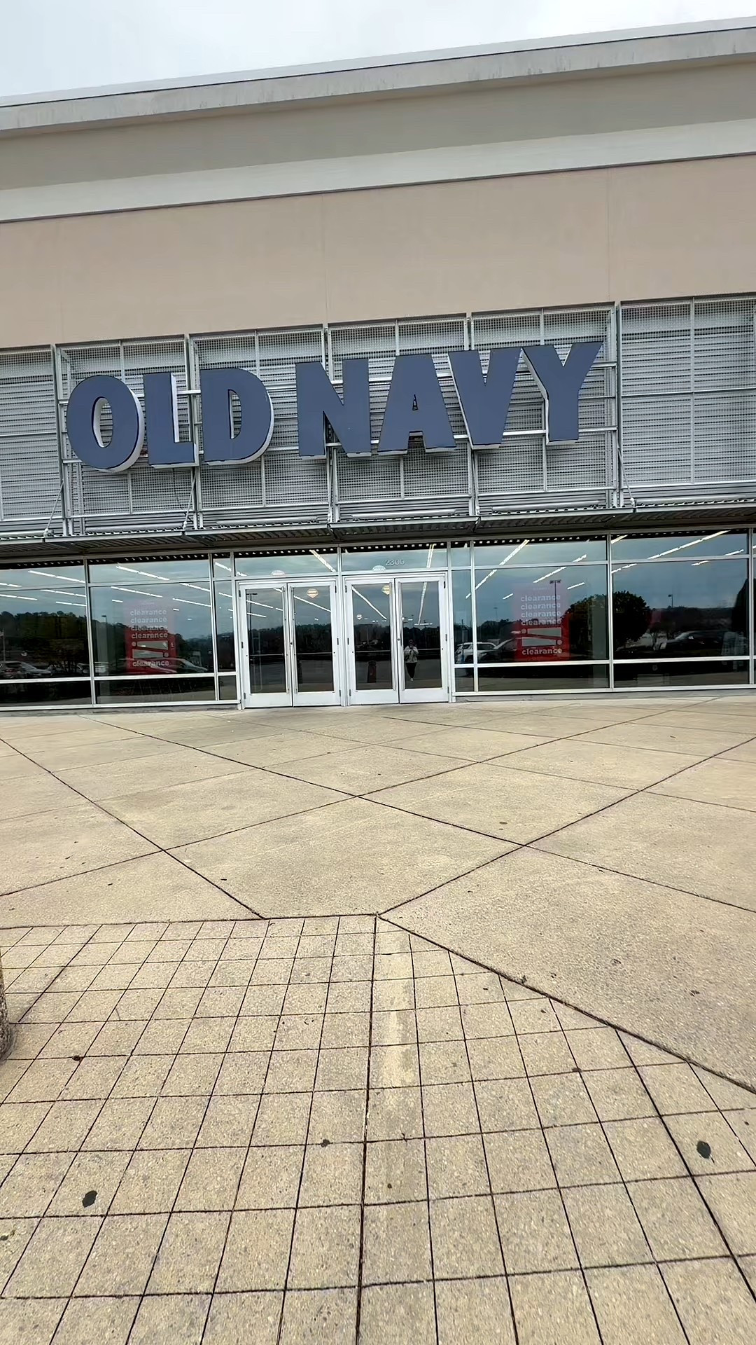 Old navy women’s try on 

#LTKMidsize #LTKPlusSize #LTKFindsUnder50
