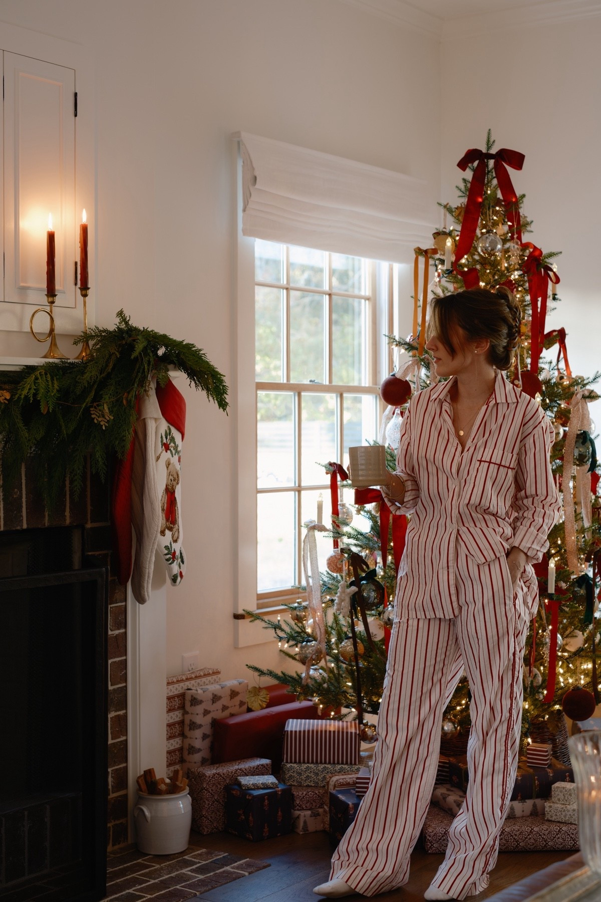 Merry Christmas Eve! 🌲 

#LTKHoliday #LTKHome #LTKPetite