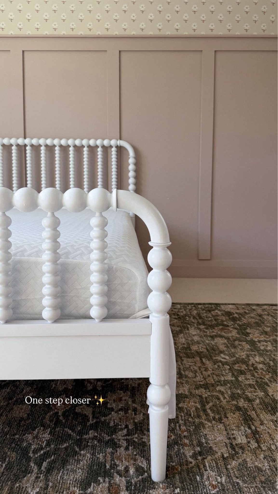 Kate’s room is coming together! Obsessed with this spindle bed. Comes in all the sizes and a few colors. 

Girls bedroom.c bed, mattress, rug, Loloi, vintage, green rug, floral rug, wallpaper, bedding, quince, kids bedroom, bedroom decor

#LTKSaleAlert #LTKHome #LTKKids