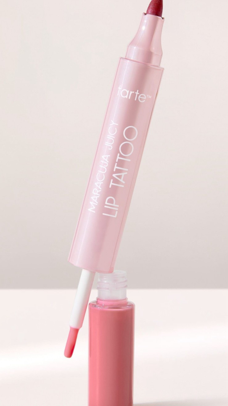 Tarte 3 in 1 lip tattoo

#tarte #tartecosmetics #lipstain #liptattoo


#LTKFindsUnder50 #LTKSaleAlert #LTKBeauty