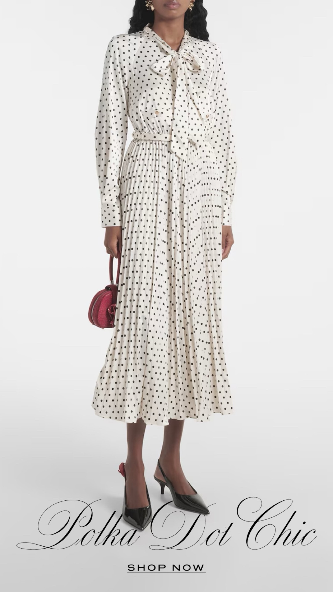 Polka dot Chic! Yes, polka dots are trendy, but they’re also timeless. 