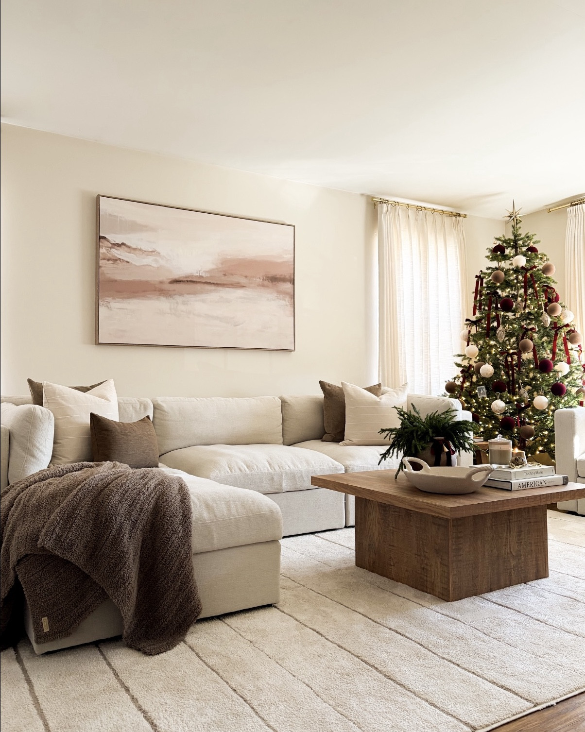 The holiday season is officially here and we are loving our new @bellamia.collections sofa (#gifted), it has truly exceeded our expectations.🎄♥️ @bellamia.collections is currently having their Black Friday Sale, with up to 60% off all sofas & sectionals through 12/3. 

#homeinspo #bellamiacollections #livingroomgoals #holidayhome #livingroomstyle

#LTKHome #LTKCyberWeek #LTKHoliday