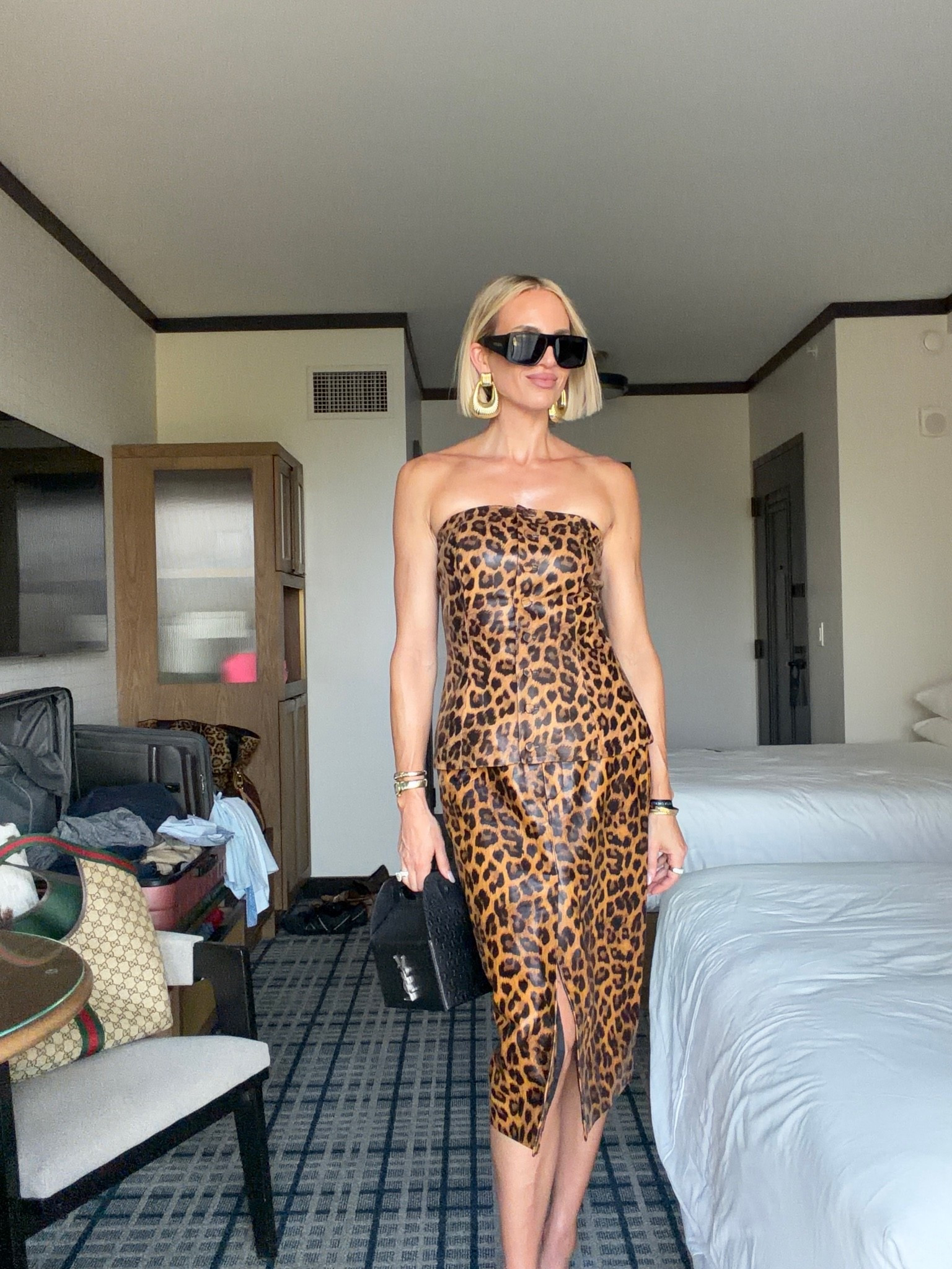 This was such a fun outfit… even though someone said it was giving Flintstone chic. And I can’t get that out of my😂🫠 I’m wearing a small in the top and the skirt ￼

#LTKCon #LTKOver40 #LTKTall