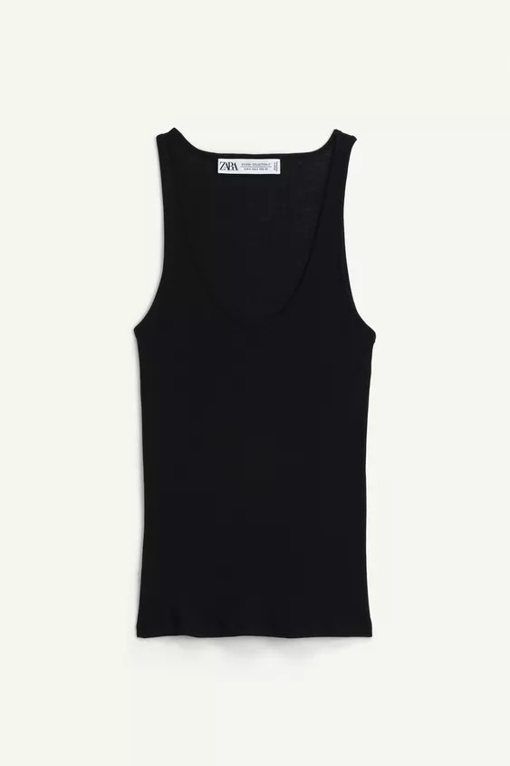 Fine knit cotton top. Round neckline and sleeveless. Ribbed fabric. | Zara UK