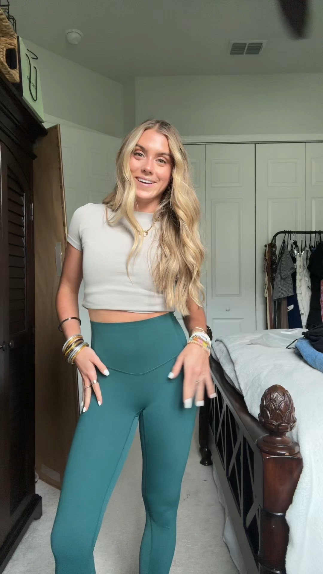 Halara SoCinched High Waisted Tummy Control Side Pocket Shaping Training UltraSculpt Leggings. @halara. Leggings, workout settings, tummy control leggings  

#LTKActive #LTKFitness #LTKVideo