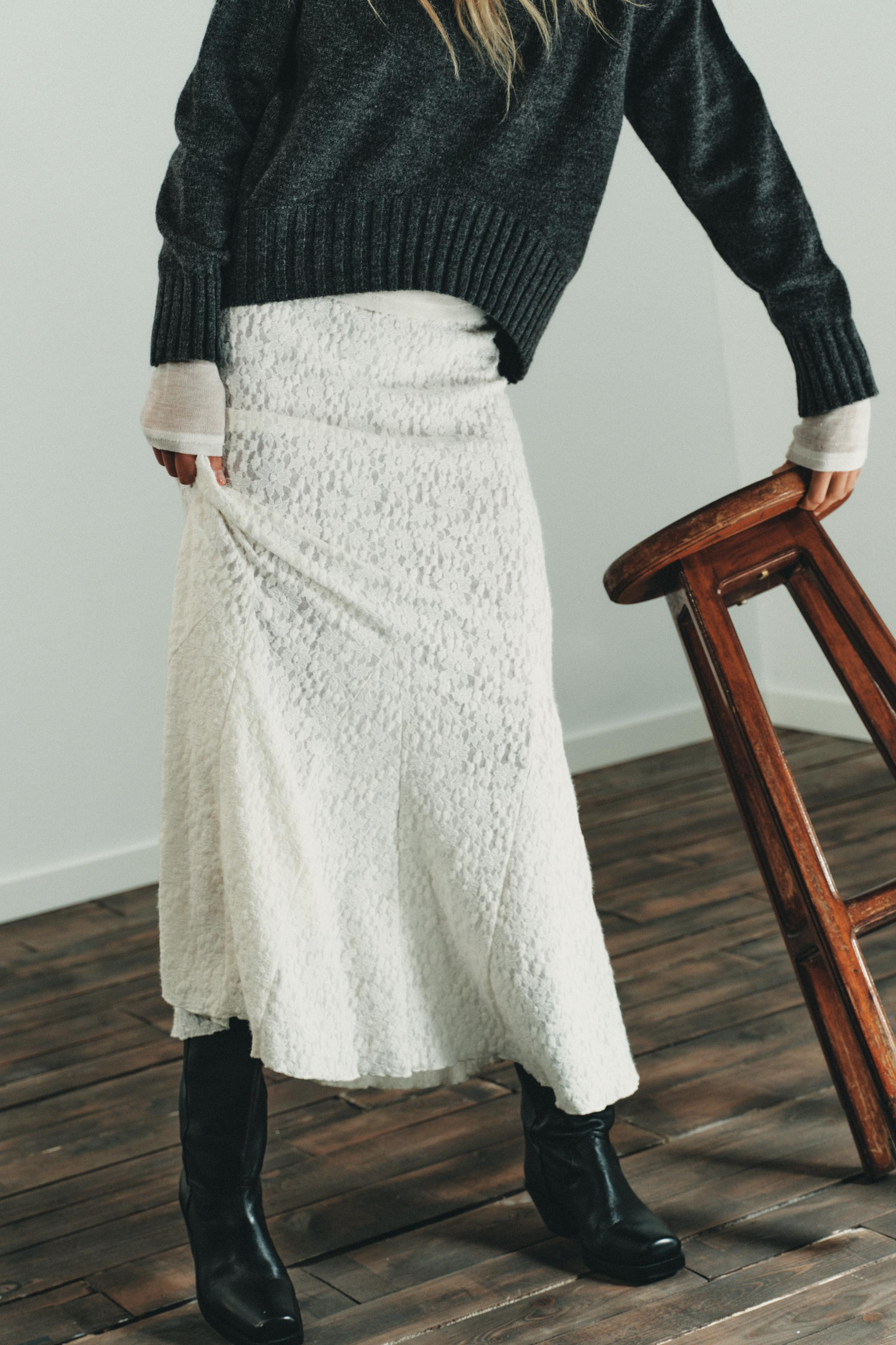 SOFT TOUCH LACE SKIRT | Zara US