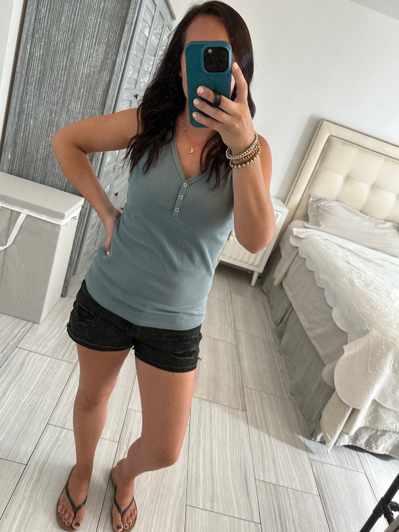 One of my Favorite tanks!! 🤩
+ Comes in ALL the colors! 
Women’s V neck ribbed tank top.
Wearing a size small.
#amazon #spring #summer #springfashion #summerfashion #summeroutfit #shortsandtank #tanktop #flipflops #sandals #target  

#LTKfindsunder50 #LTKfindsunder100