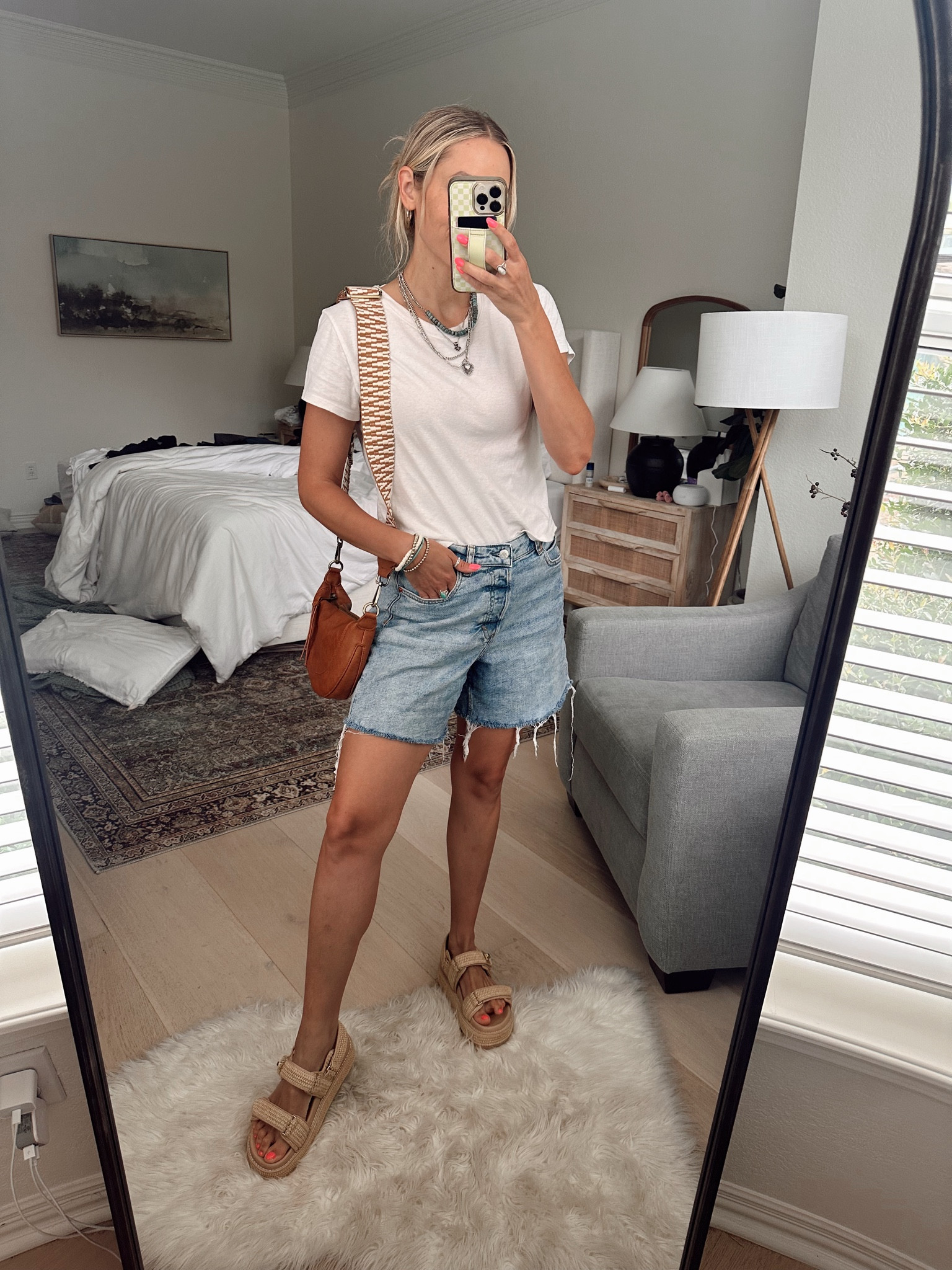 Long, modest, garment friendly denim shorts! 🙌🏻 
Size: 6 // I always go up a size in jean shorts 

5’5” • 125lbs • size: 4 in jeans 