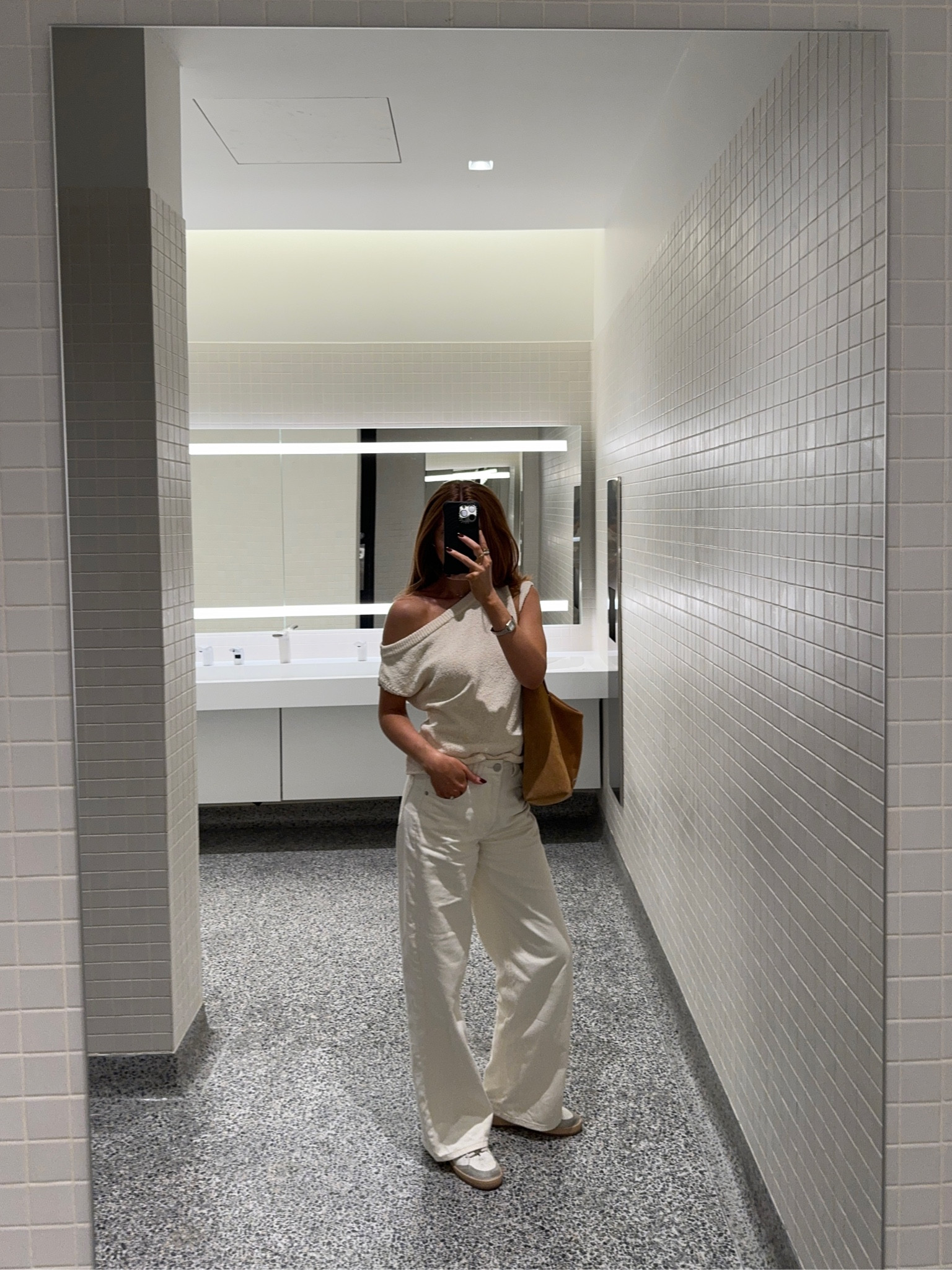 SIZE SMALL IN TOP
6 in Jeans
Bag is NAKEDVICE 
Shoes golden goose 🤍

#LTKaustralia #LTKnewzealand #FashionMonth