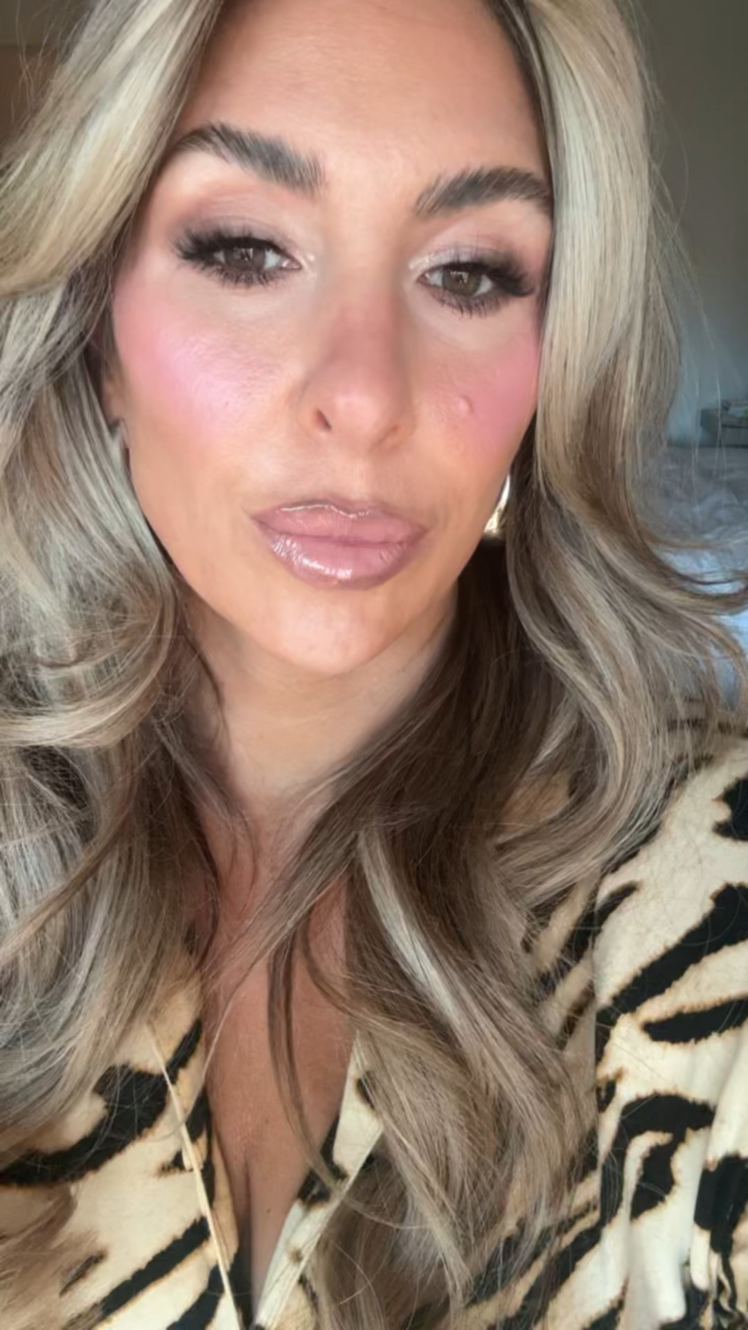 My Holy Grail Makeup Products:

Skin prep:
Merit serum and moisturizer 

FOUNDATION 
Haus Labs 270 (spray tan color)

CONCEALER
Kosas concealer 1.5 (I like it very bright) 

concealer set with:
setting powder: Kosas Cloud Translucent Candy (amazing)

CONTOUR/BRONZER/BLUSH
Contour: Makeup By Mario SoftSculpt Transforming Skin Enhancer in Medium

Bronzer: Hourglass Radiant Bronze Light

CHEEKS: I use 3 products layered listed below

Patrick Ta blush duo in color:
she’s blushing 
 
then liquid highlight on very top of cheekbone Dior in color "pink"

Dior highlight quad. I use the pink shade over the dior liquid highlight (listed above) 

LIPS:

Mac stone (cool brown)
Clarins Gloss (pigmented hydrating gloss)
Makeup Forever Sparkley Gloss Topper 

setting spray : Charlotte Tillbury and One size Melt 

lash: go getter  



#LTKFindsUnder100 #LTKFindsUnder50 #LTKBeauty