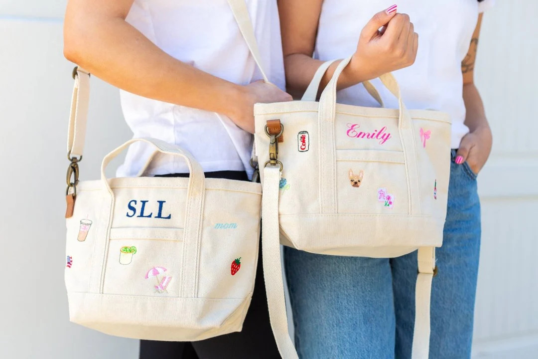 Make It Yours™ Spring Icon Crossbody Charm Tote | United Monograms