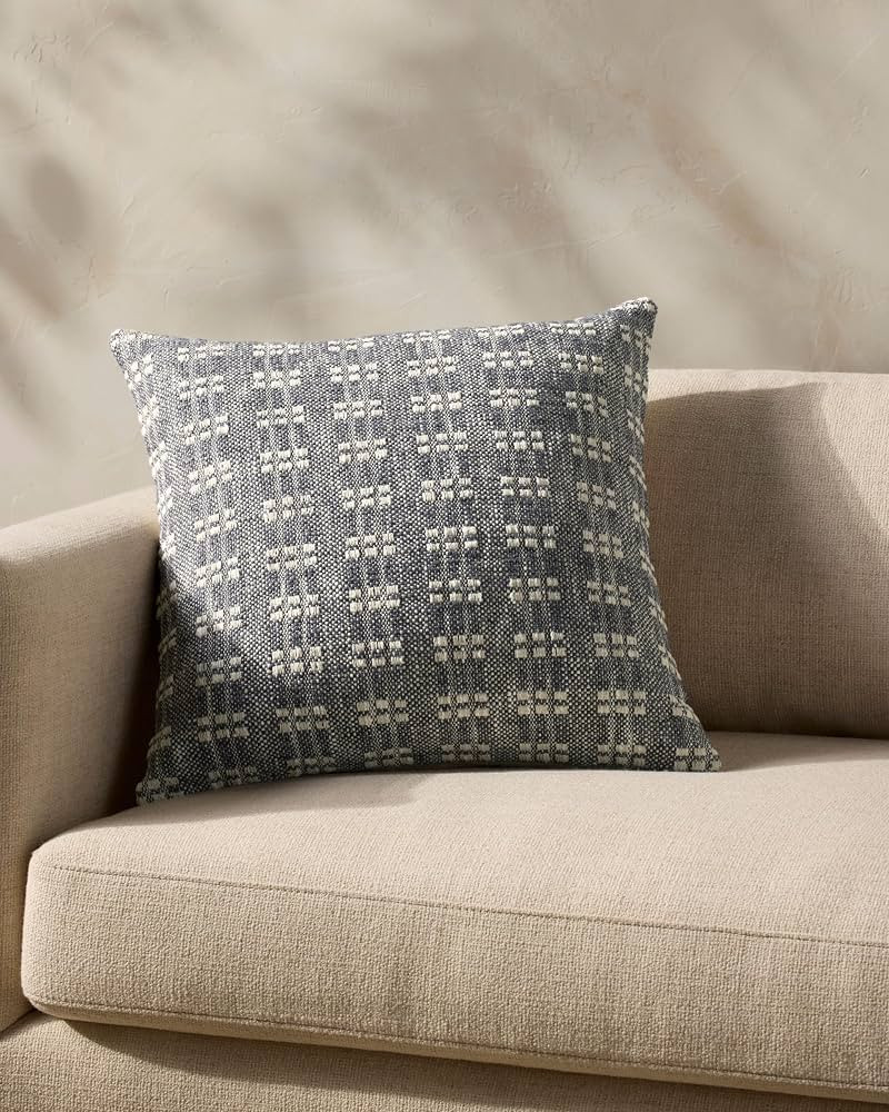 Loloi Magnolia Home by Joanna Gaines Bryn Collection PMH0062 Navy 22'' x 22'' Cover w/Poly Pillow | Amazon (US)