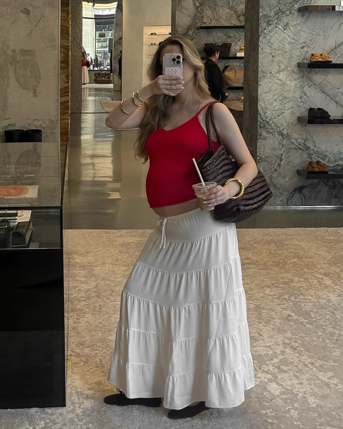 light layers heavy bump 🍓

.
.

.
#westvillagenyc #nycsummer #summeroutfitideas #aritzia #vacationoutfits summer wardrobe essentials white maxi skirt #pregnancystyle #nycfashionstylist London summer outfit #sezanelovers #aritziastyle