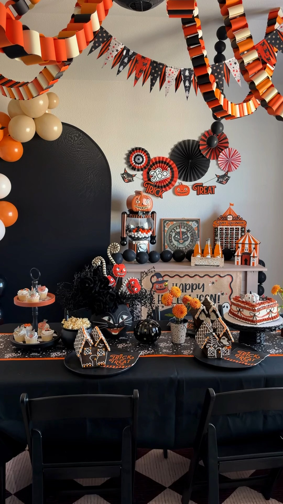 your sign to host a halloween craft night with your ghouls 👻🎃 we decorated halloween houses, had cute drinks + treats and basically made everything as halloween-y as possible! 🧡🖤

i am OBSESSED with @michaelsstores vintage halloween collection and still can’t believe i found the viral gumball machine!! 😂🙌🏻 i linked all the goodies from our halloween craft night right here in my LTK shop! 👻🎃

#Ad #MichaelsPartner #MakeItWithMichaels

#LTKHome #LTKSeasonal #LTKSaleAlert