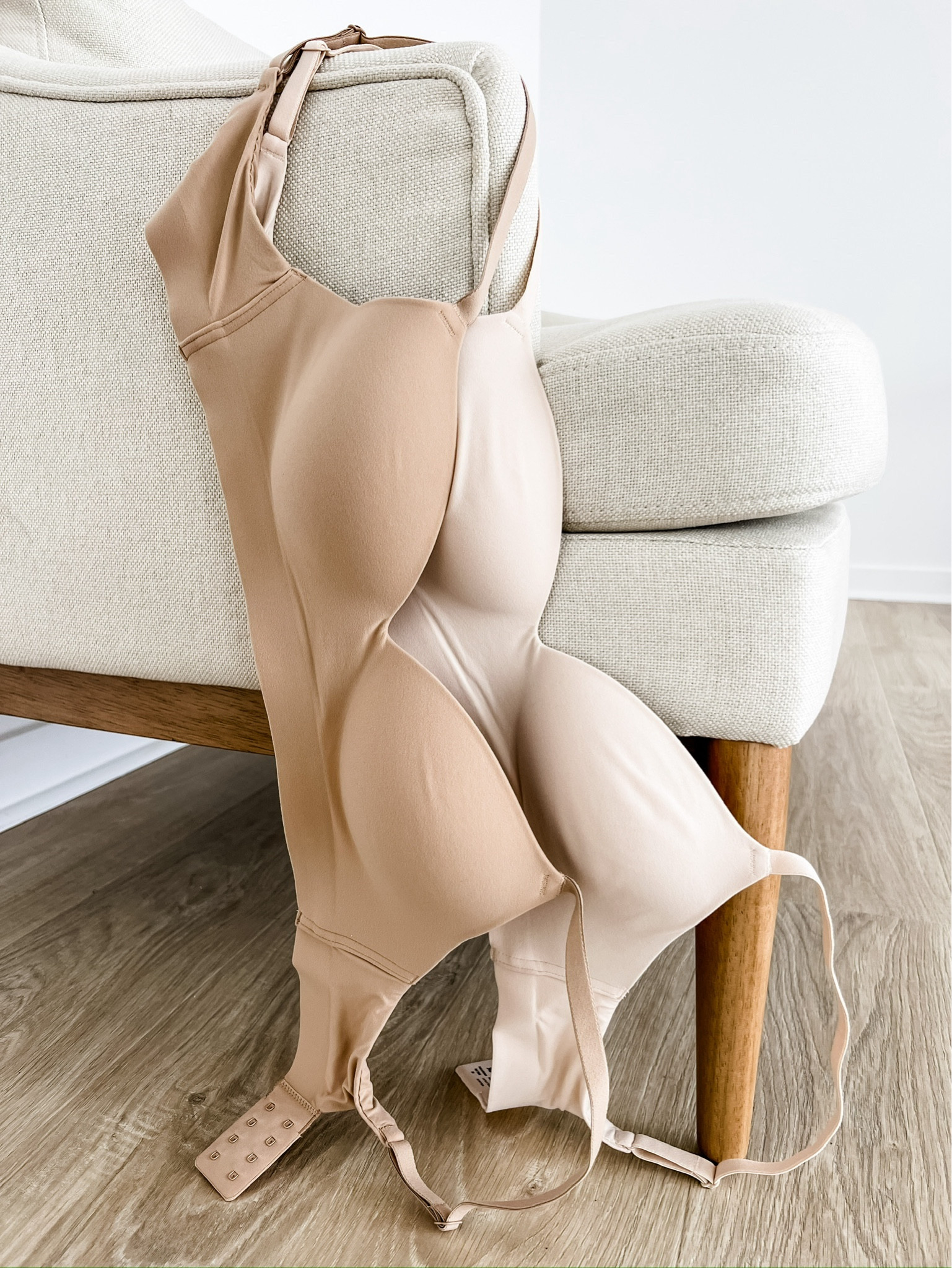 This bra is so good! It has been my go-to for years, & they are normally always running some type of sale! 

Loverly Grey, bra recs, wireless bra, Soma, everyday bra 

#LTKStyleTip