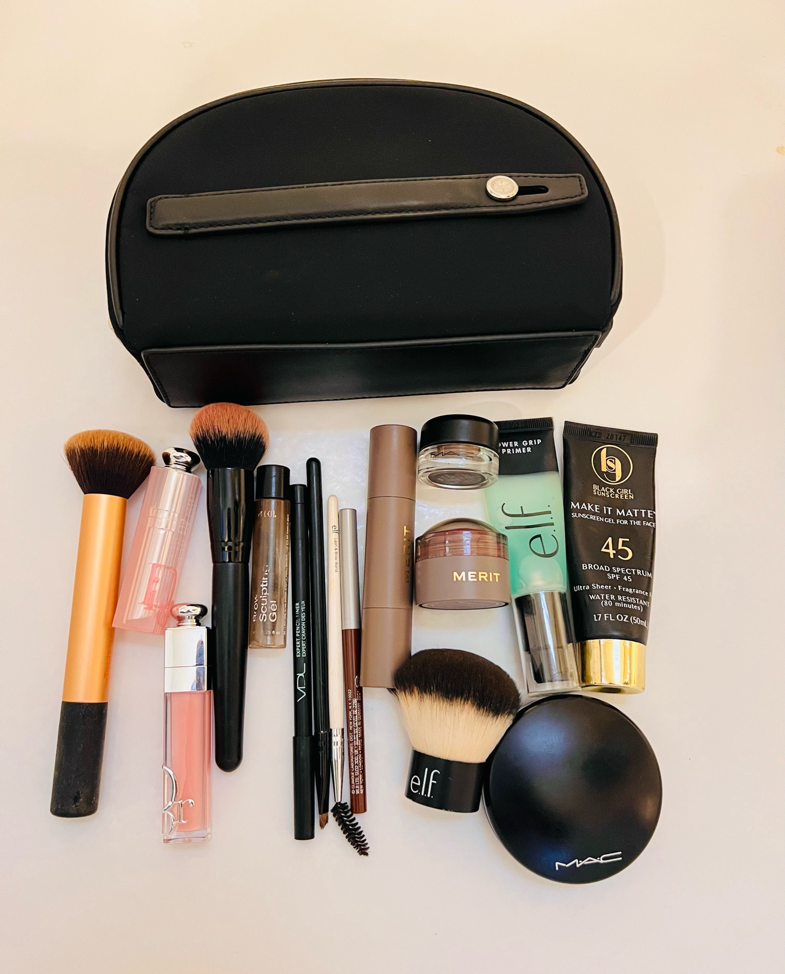 My everyday 5mins makeup products

#LTKunder100 #LTKunder50 #LTKbeauty