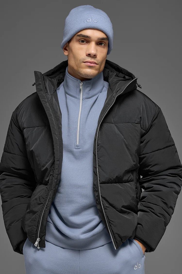 Crinkle Nylon Hooded Stage Puffer - Black | Alo Yoga (US)