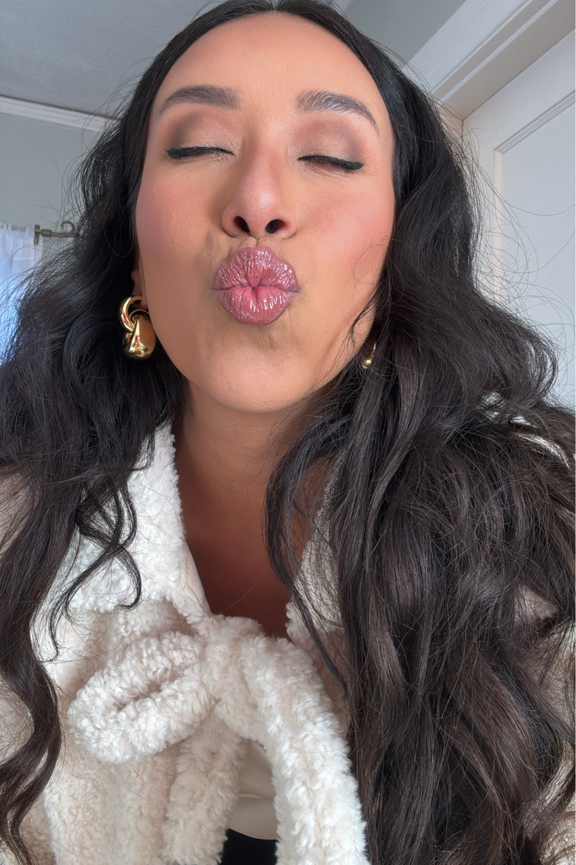 Loving my holiday makeup so much! 🌟 I just tried the new plumping lip liners by Too Faced 🩷 

#LTKFindsUnder50 #LTKBeauty #LTKHoliday