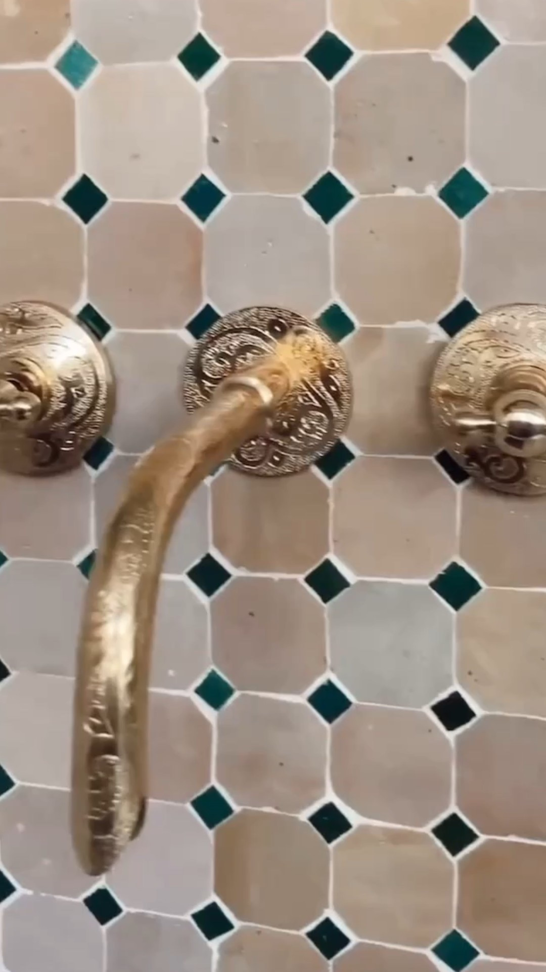 Designing our new build with unique + vintage details 🤍 I’m loving this shower faucet from Etsy! 

Linking some of my favorite Etsy home + kitchen finds that bring a vintage, collected feel to a brand new space. I’m all about mixing old charm with modern structure—and these pieces add warmth, texture, and that lived-in look I love. Every detail matters when you’re building from scratch!

#VintageVibes #NewBuildStyle #EtsyFinds #KitchenDecor #HomeWithHeart #CollectedHome #LTKhome #NeutralHome #TimelessDesign


#LTKU #LTKHome #LTKStyleTip