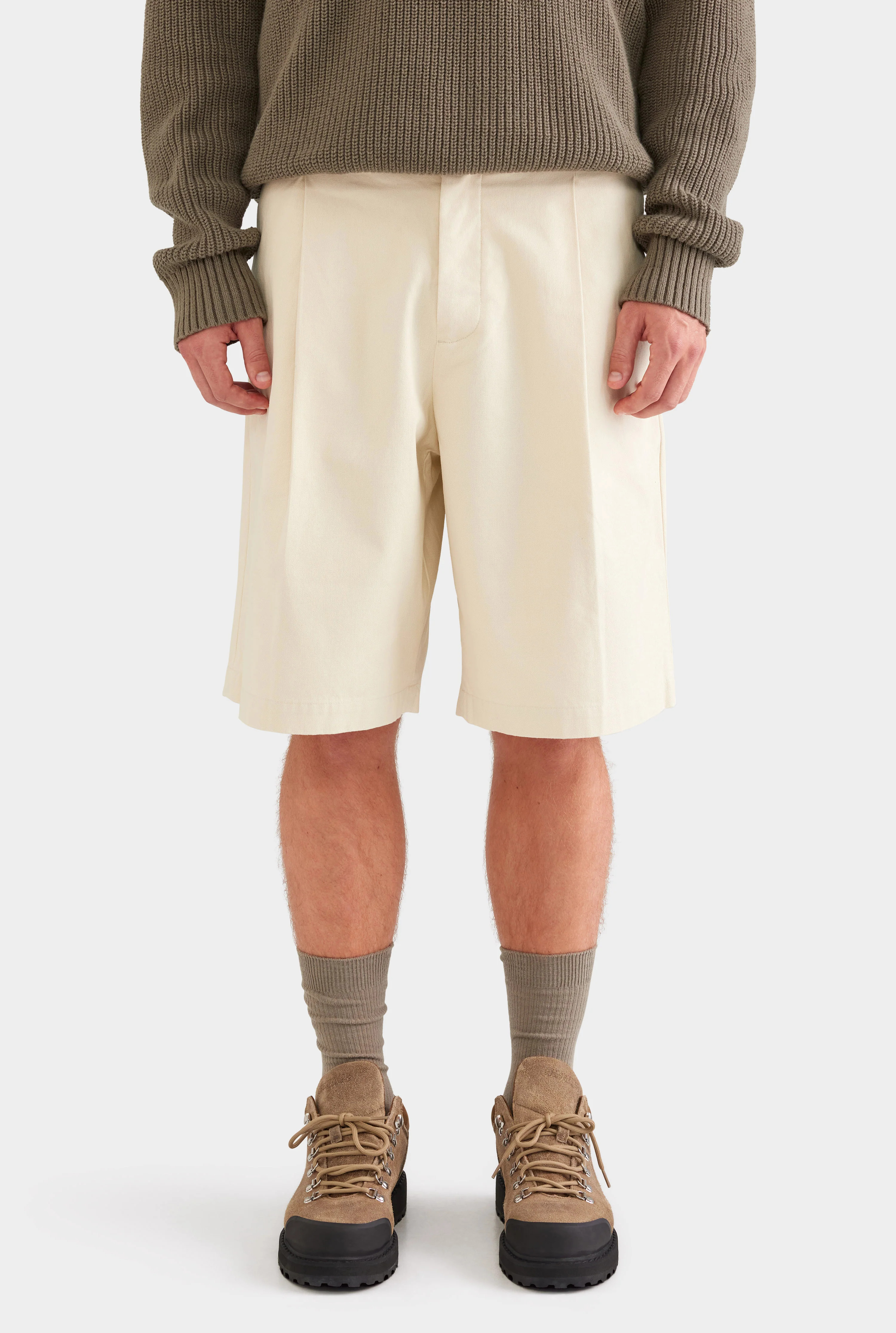 Mens Cotton Canvas Pleated Bermuda Short Cream | Venroy | Venroy AU