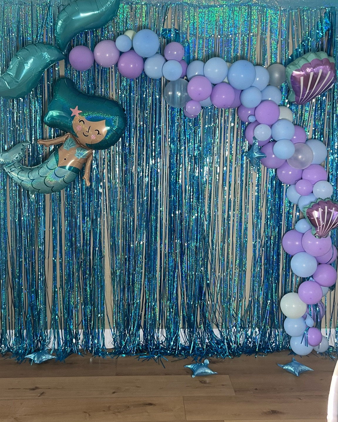 My favorite mermaid party decorations 